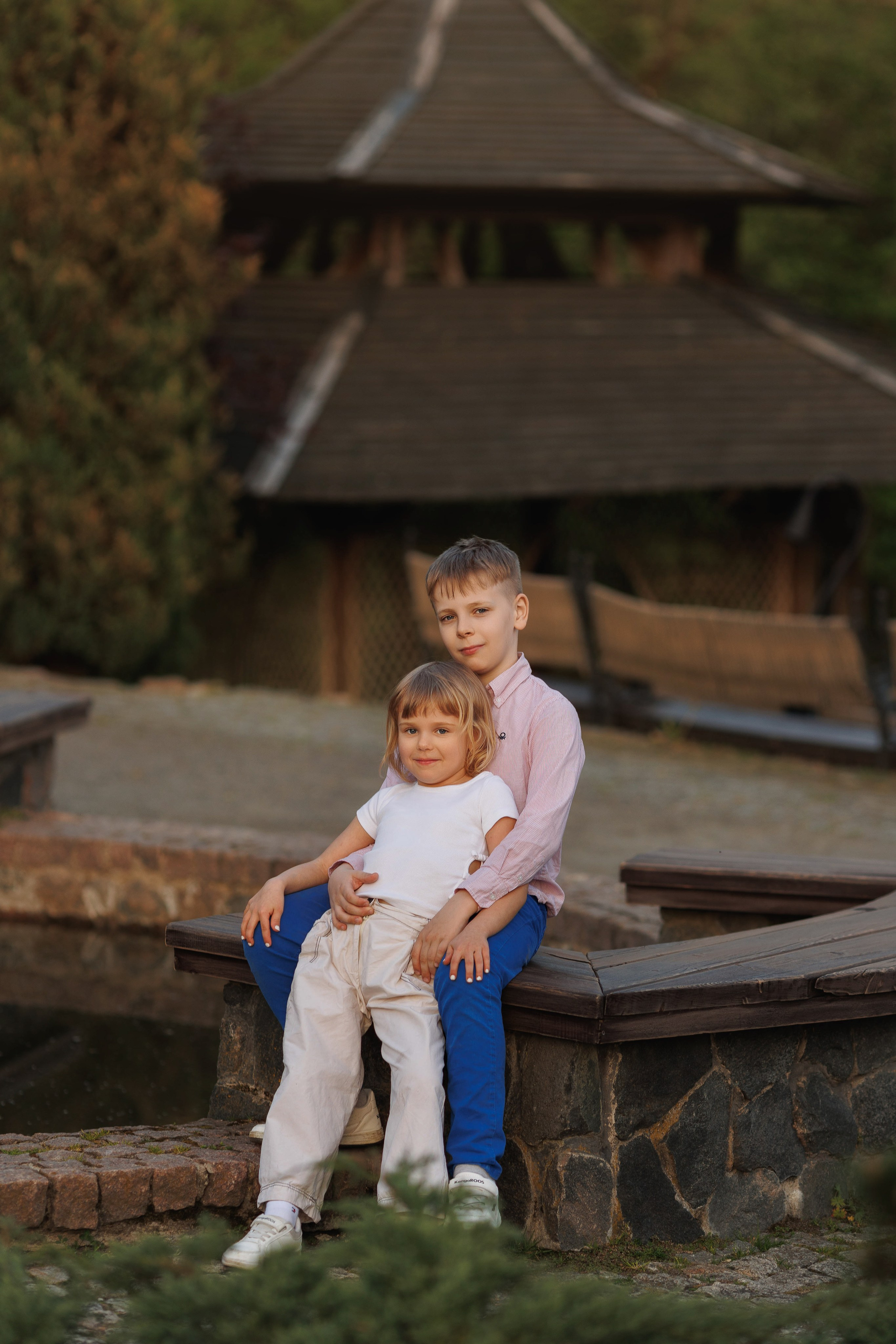 Рядом с мамой. Family photographer in Vilnuis Svetlana Naumova