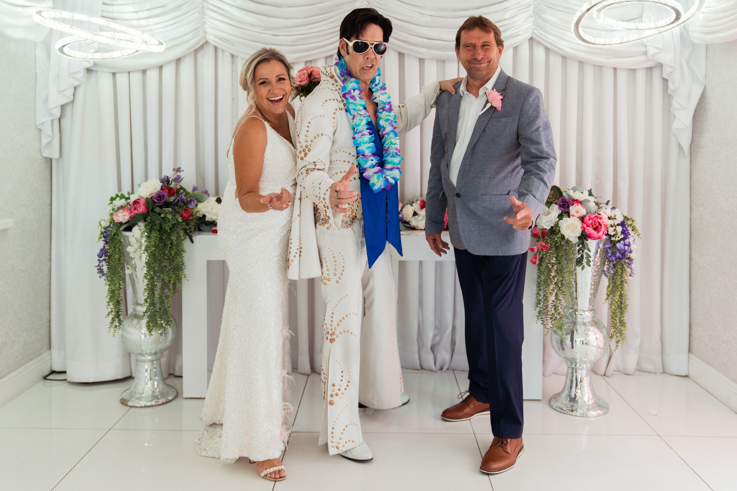 Sandra&Steffen. Renewal vows. Wedding & elopement photographer Viktoriya Kravtsov. Las Vegas