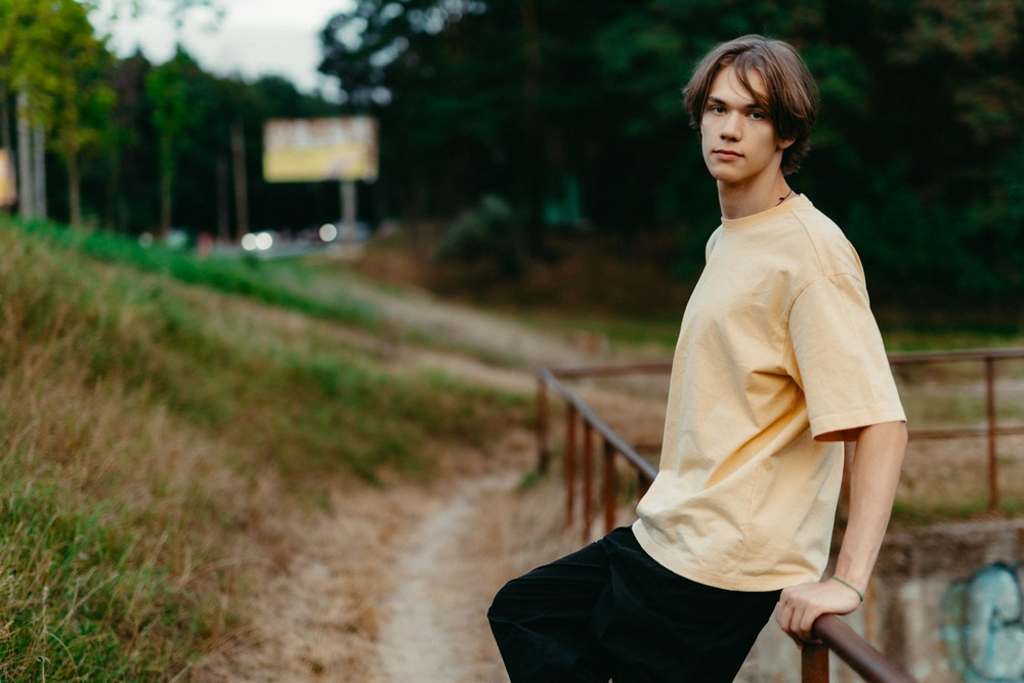 Сімейна фотосесія на вулиці літом. Photokostin.com