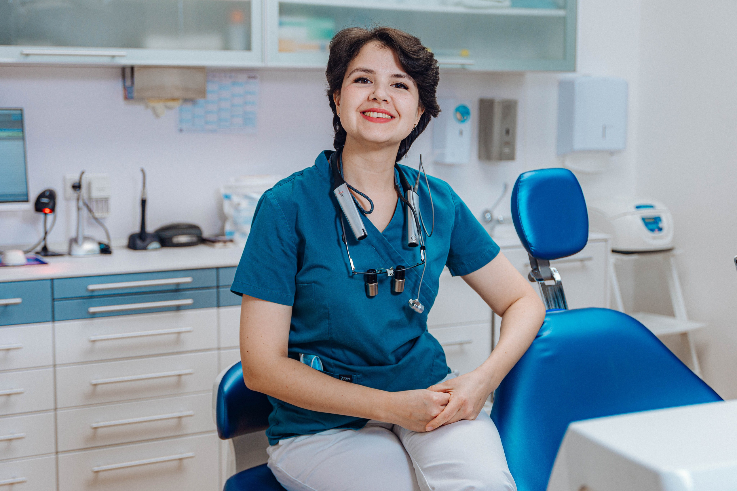 Zahnarztpraxis. Portrait family photographer in Berlin Elena Zakh