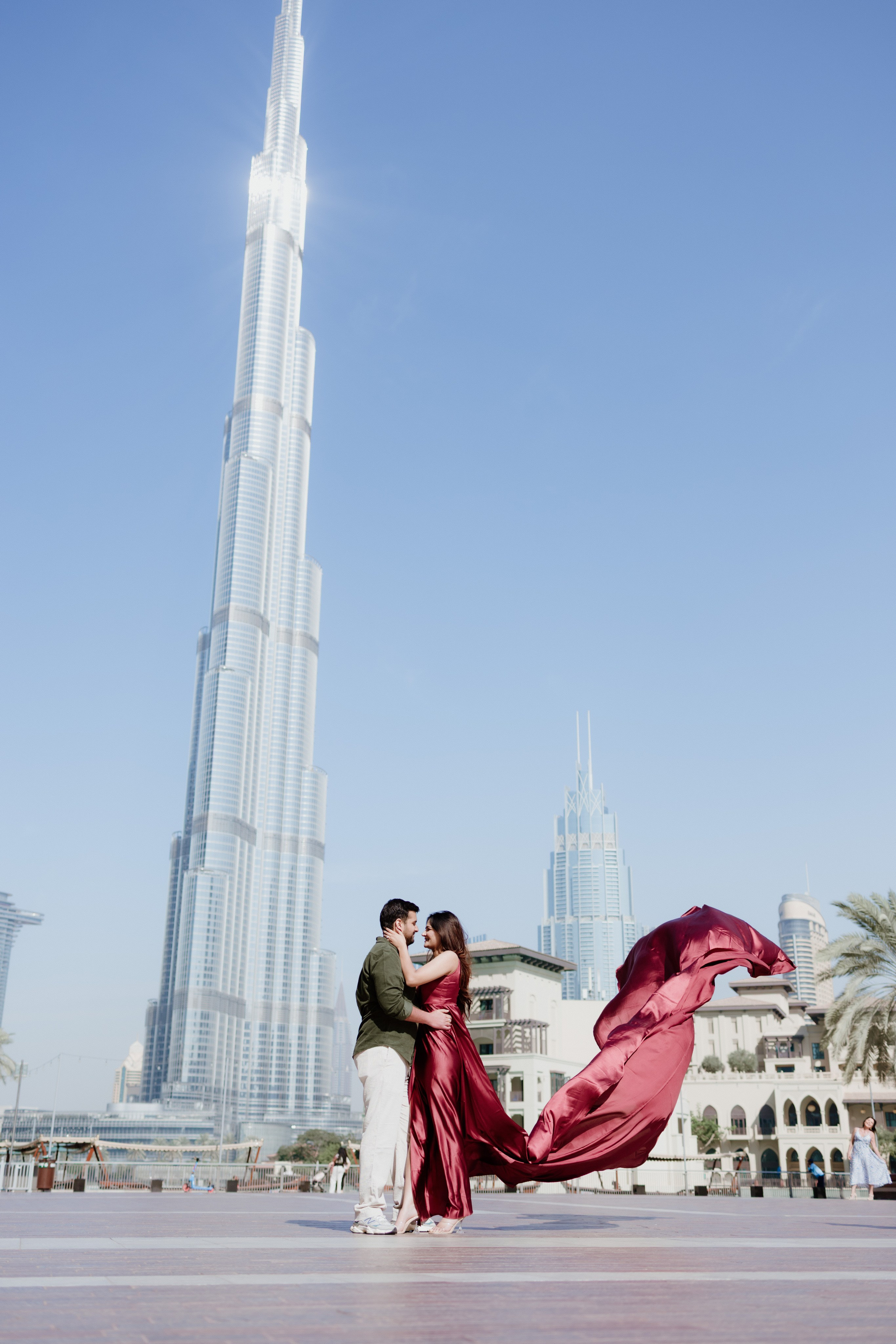 COUPLE SESSIONS. Love Emotions Weddings