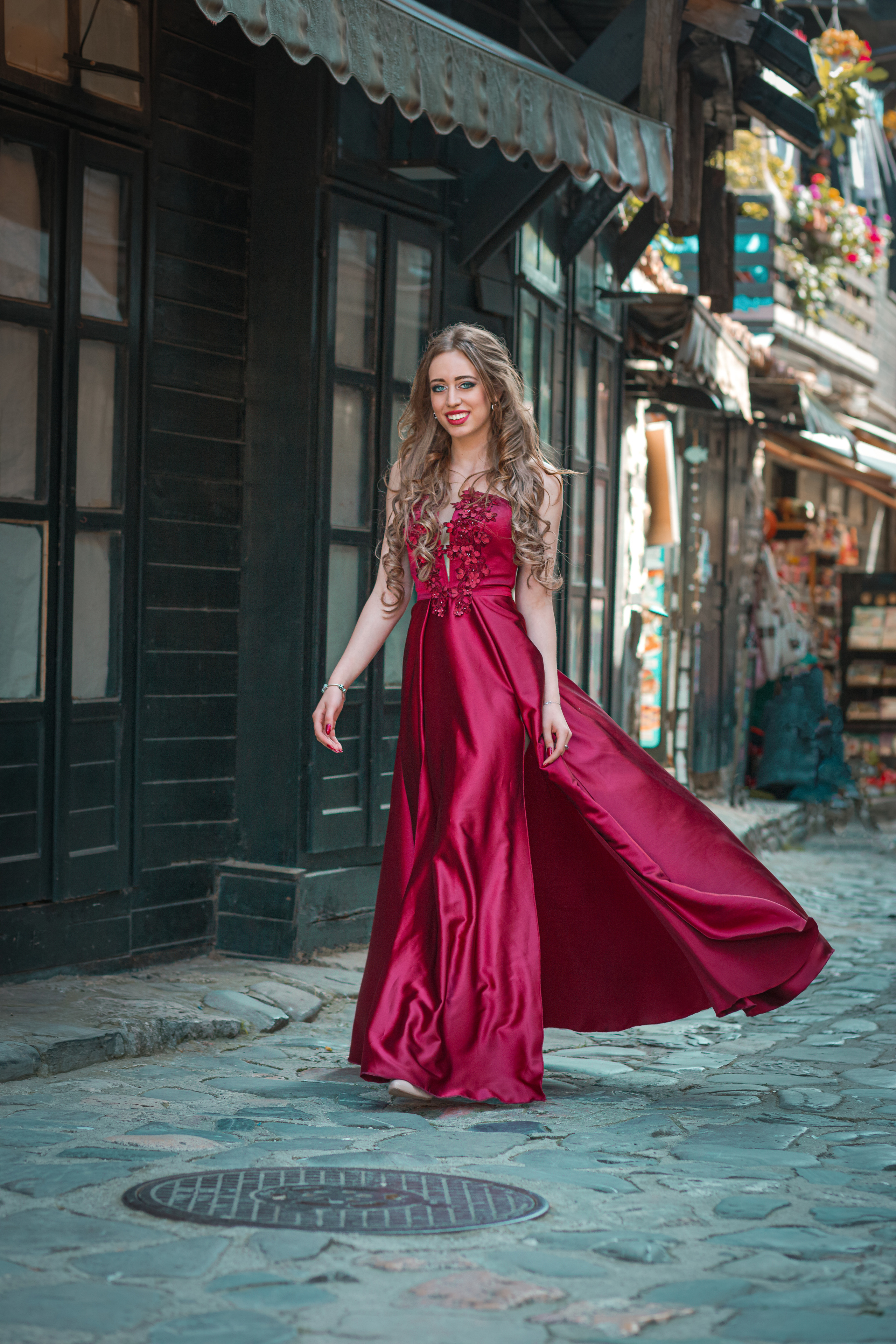 Абитуриентски снимки. Фотограф Бургас. Фотосесии в студио и на открито, портрети, заснемане