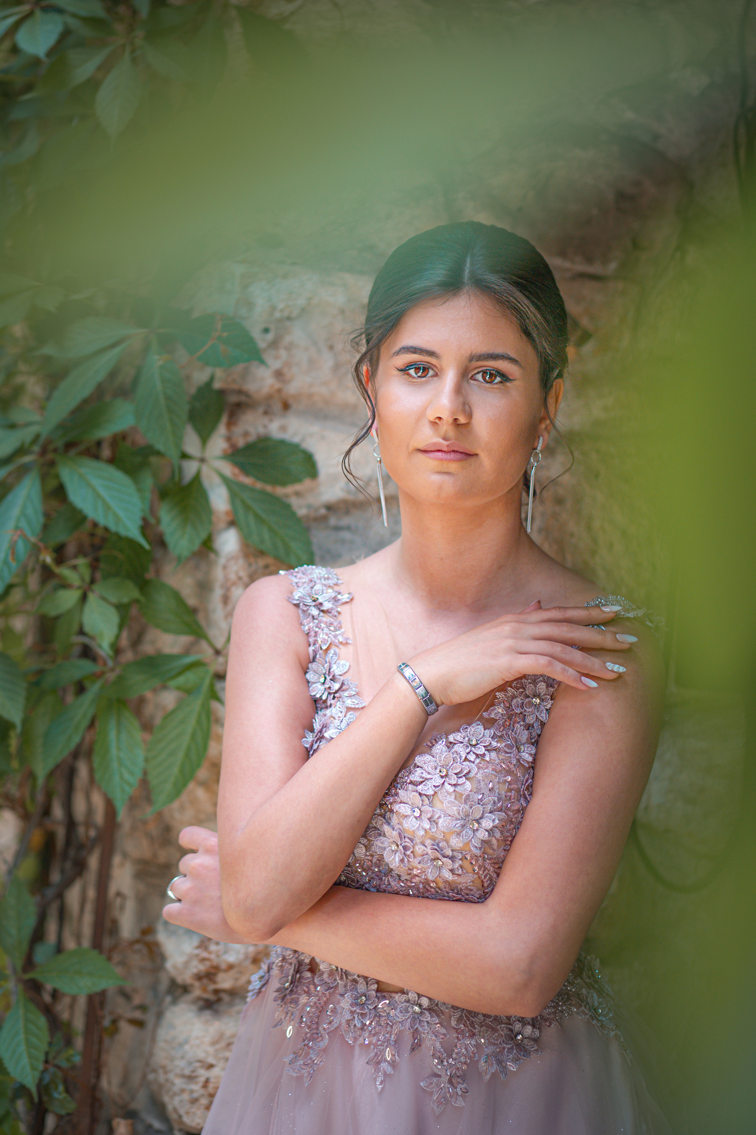 Абитуриентски снимки. Фотограф Бургас. Фотосесии в студио и на открито, портрети, заснемане