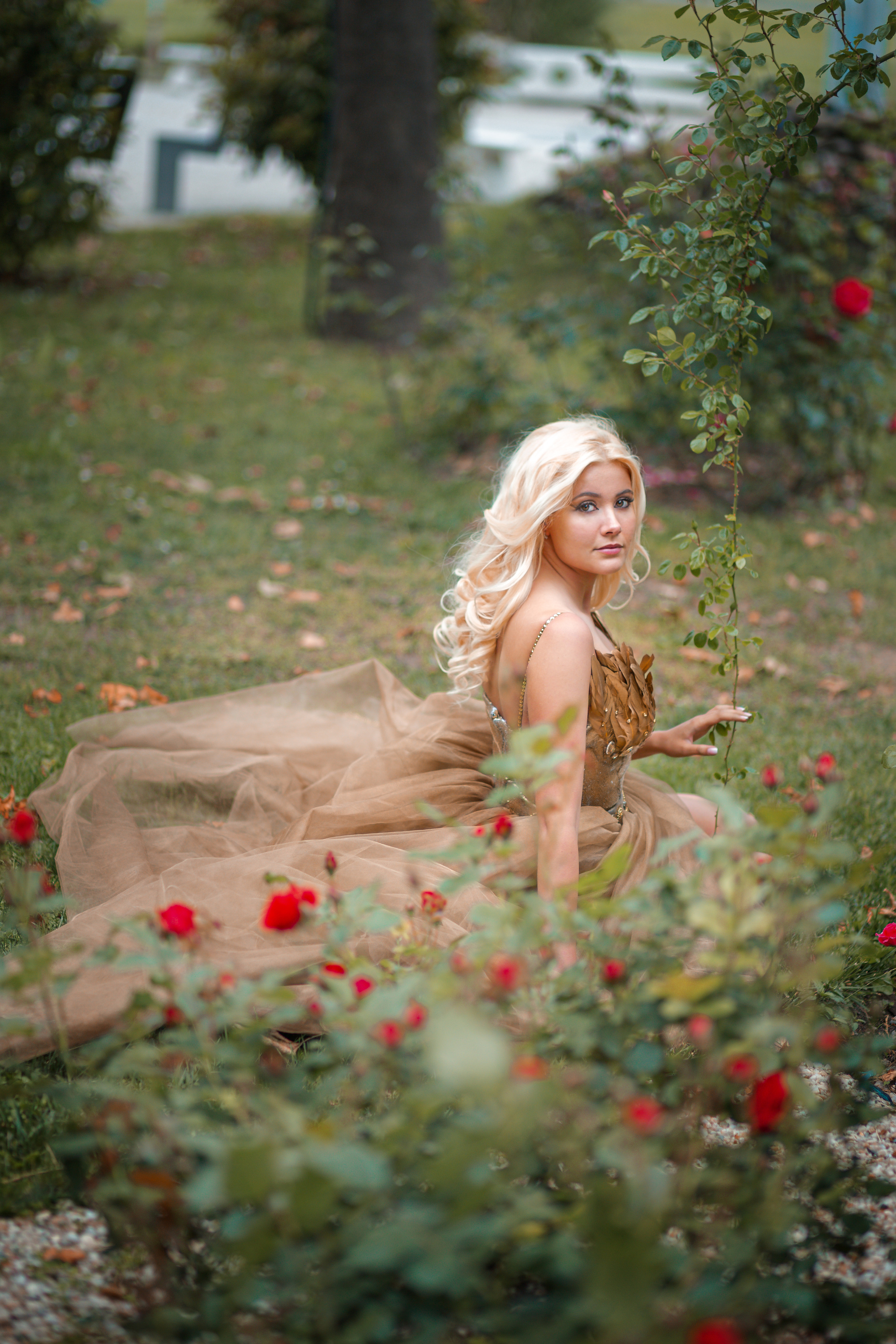 Абитуриентски снимки. Фотограф Бургас. Фотосесии в студио и на открито, портрети, заснемане