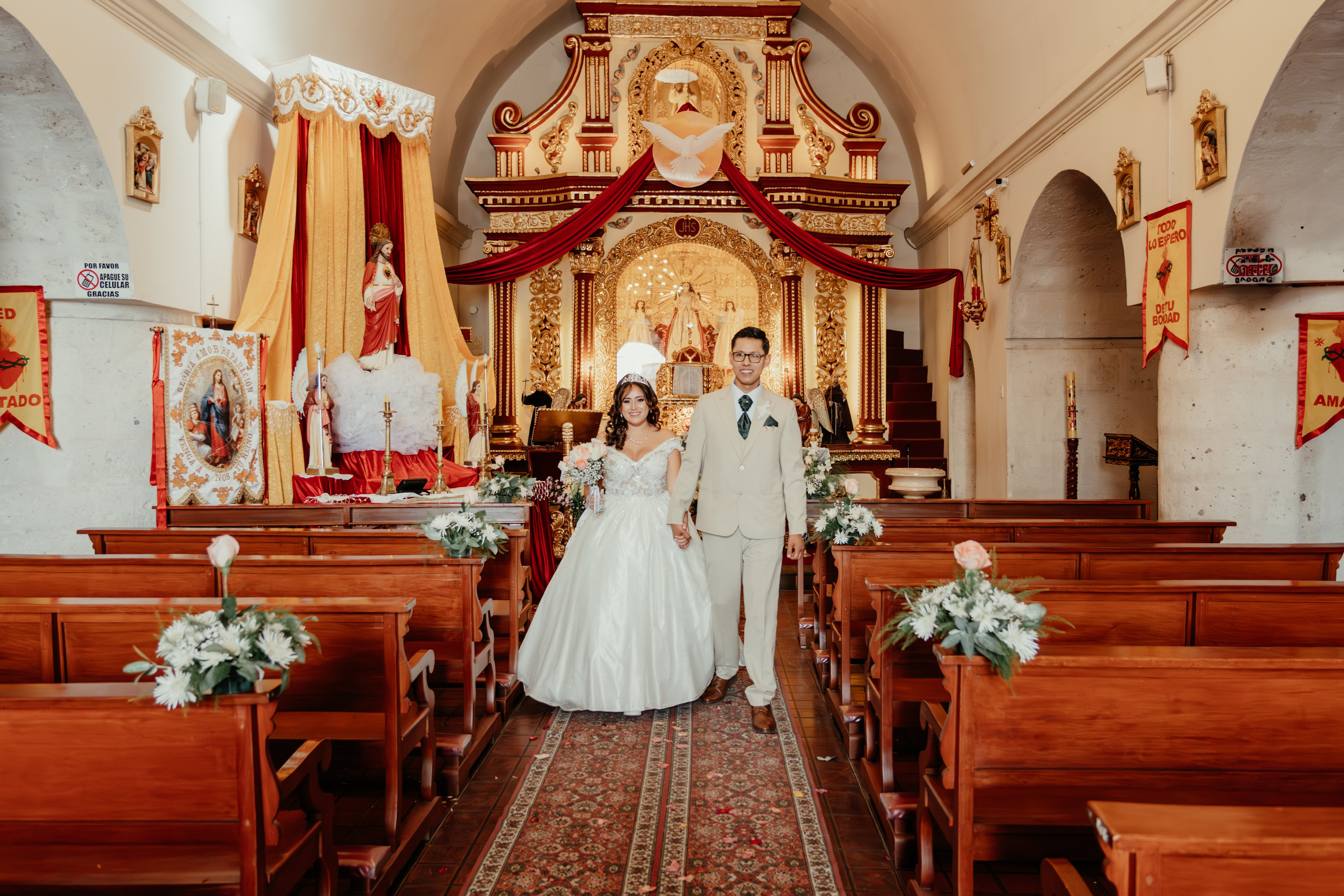 ANGIE + MANUEL BODA RELIGIOSA. Studio KVTA | Fotografía y Video de Bodas en Arequipa