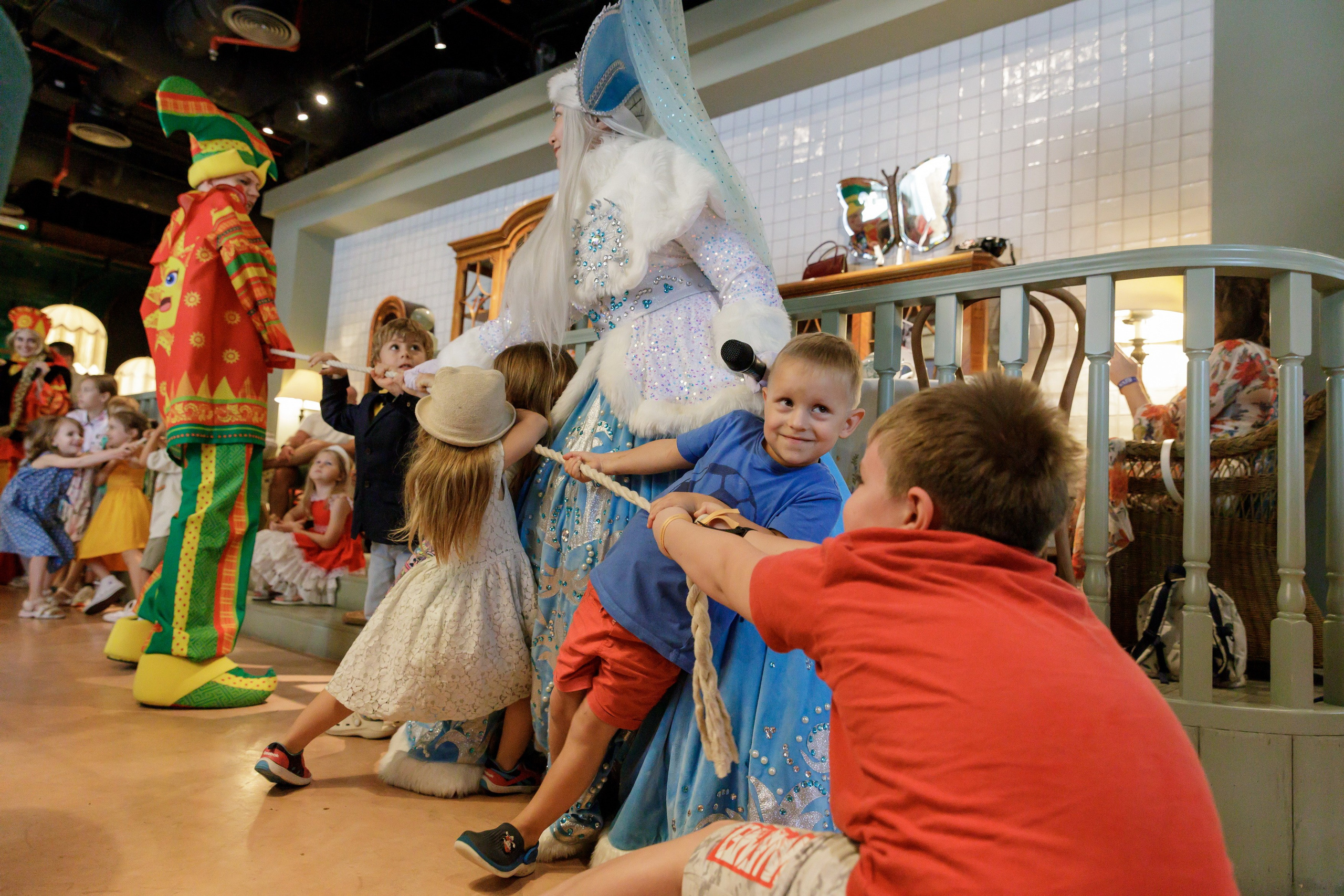 Maslenitsa at Babushka Restaurant, Dubai 2024. Photographer Anna Curly | Weddings and Events in Dubai