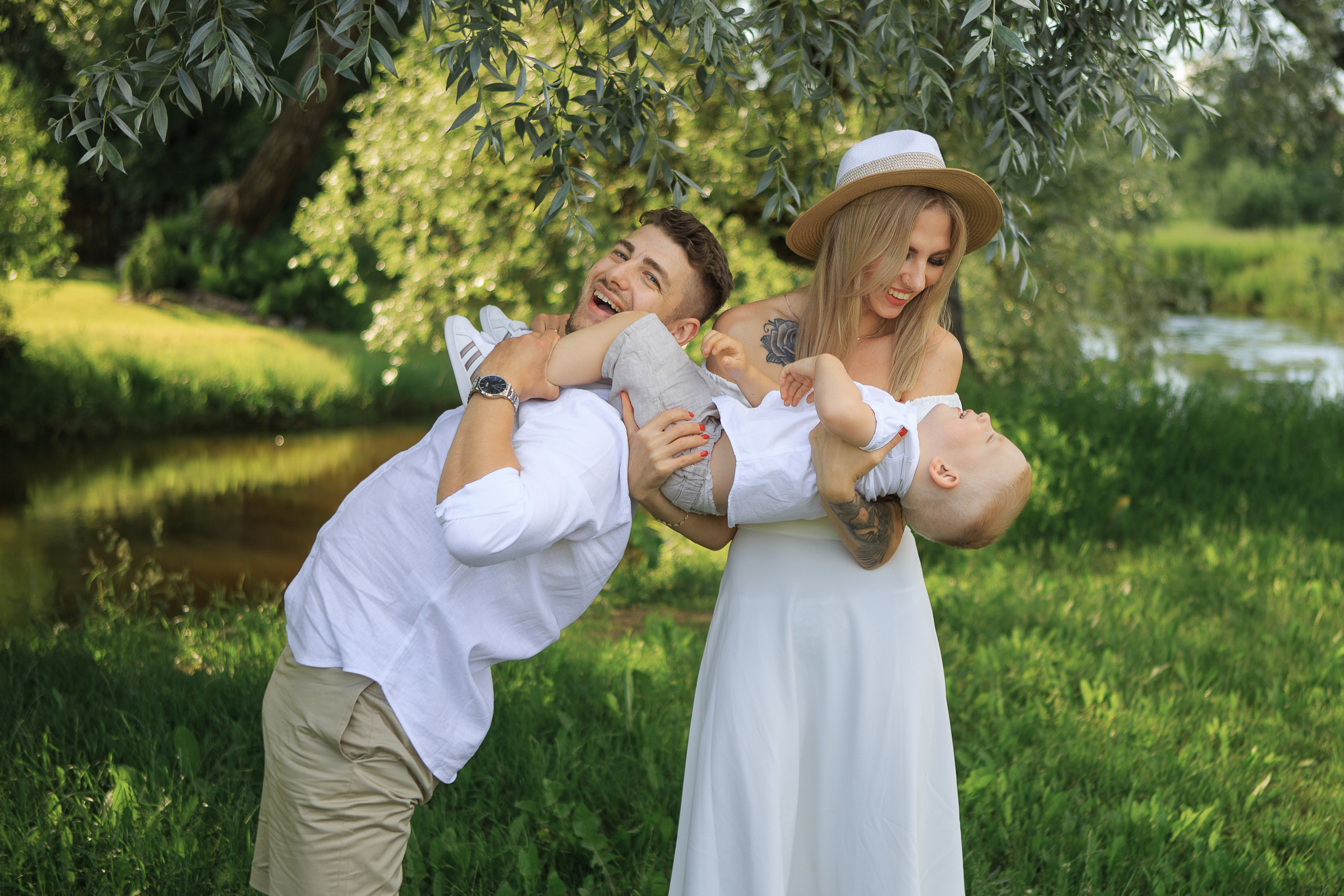 Ģimenes. Populārākā kāzu, bērnu un ģimeņu fotogrāfe Latgalē Veronika Lokotko