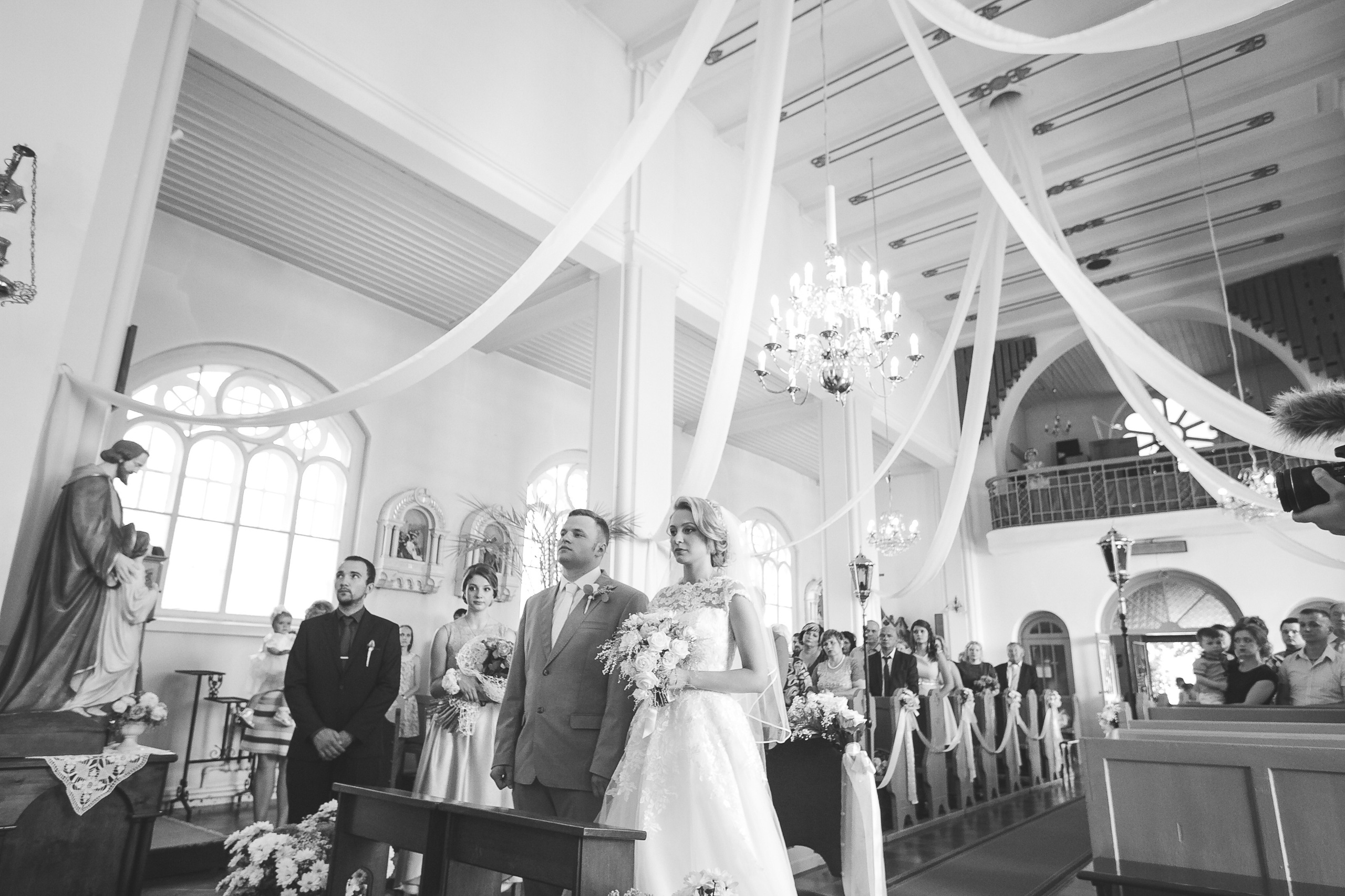 Kāzu fotosesijas Latgalē. Populārākā kāzu, bērnu un ģimeņu fotogrāfe Latgalē Veronika Lokotko