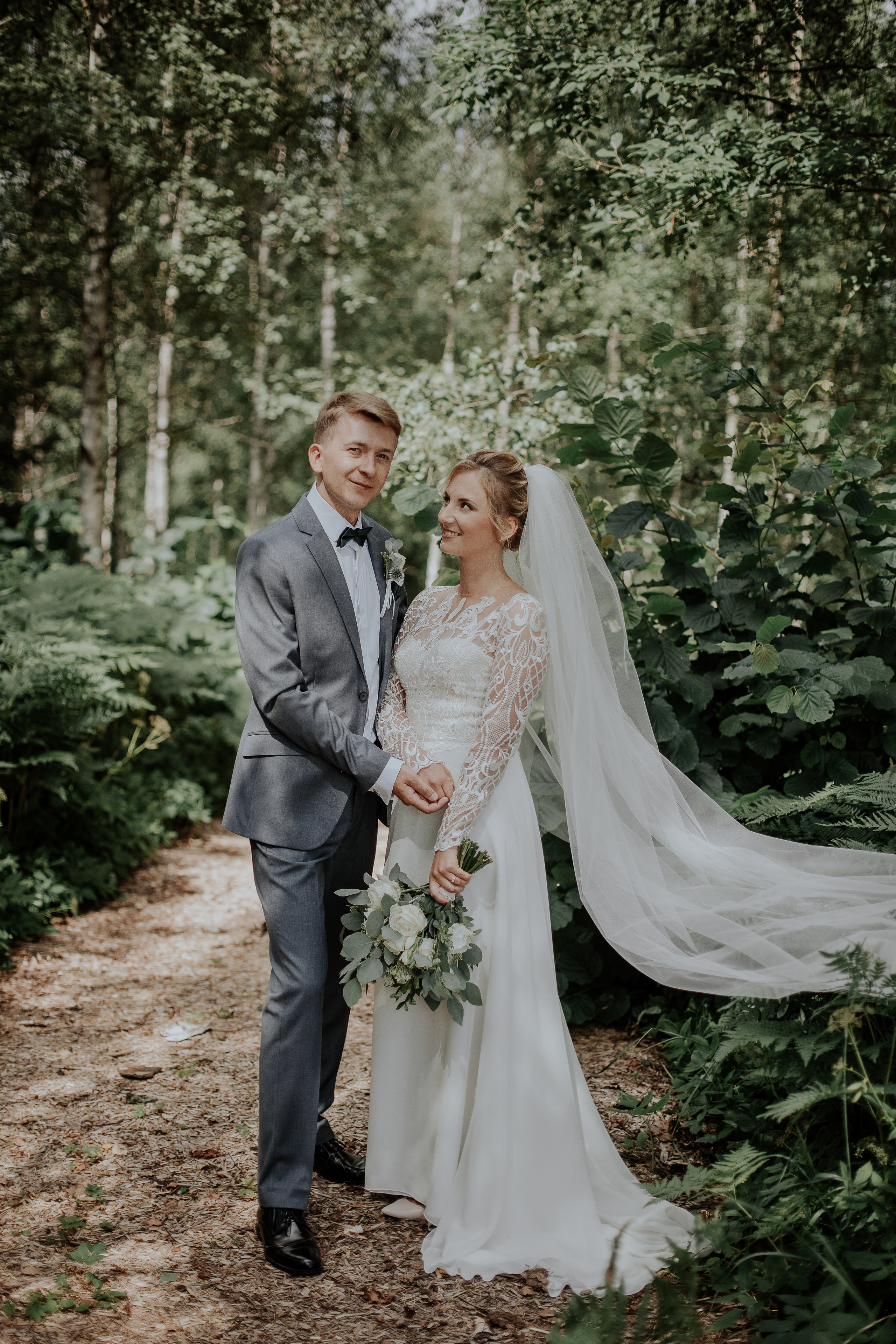 Kāzu fotosesijas Latgalē. Populārākā kāzu, bērnu un ģimeņu fotogrāfe Latgalē Veronika Lokotko