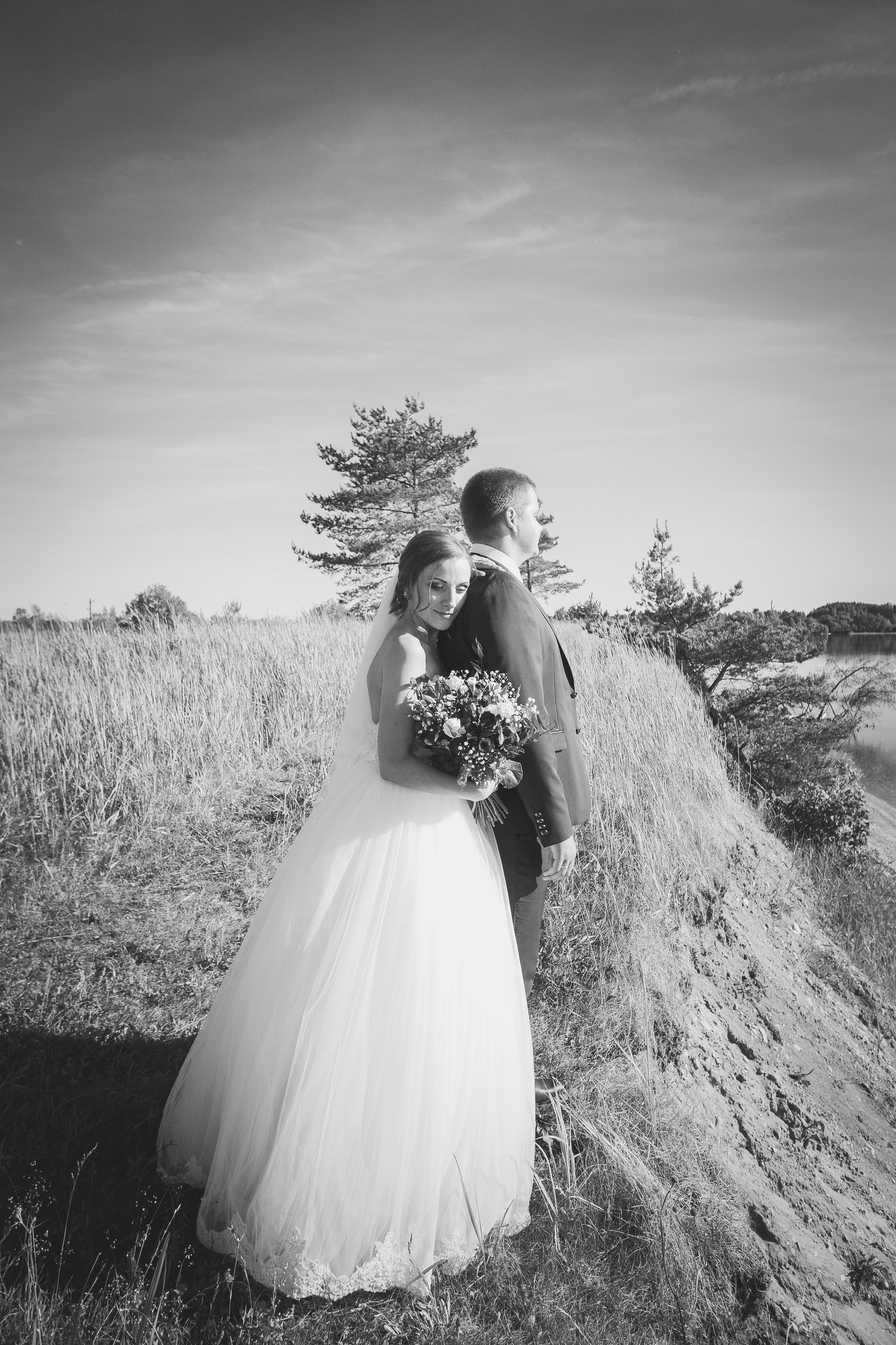 Kāzu fotosesijas Latgalē. Populārākā kāzu, bērnu un ģimeņu fotogrāfe Latgalē Veronika Lokotko