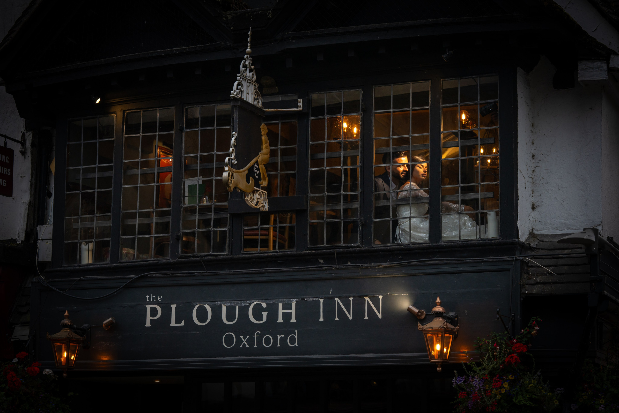 ANDREI & ANDREEA -trash the dress. Main