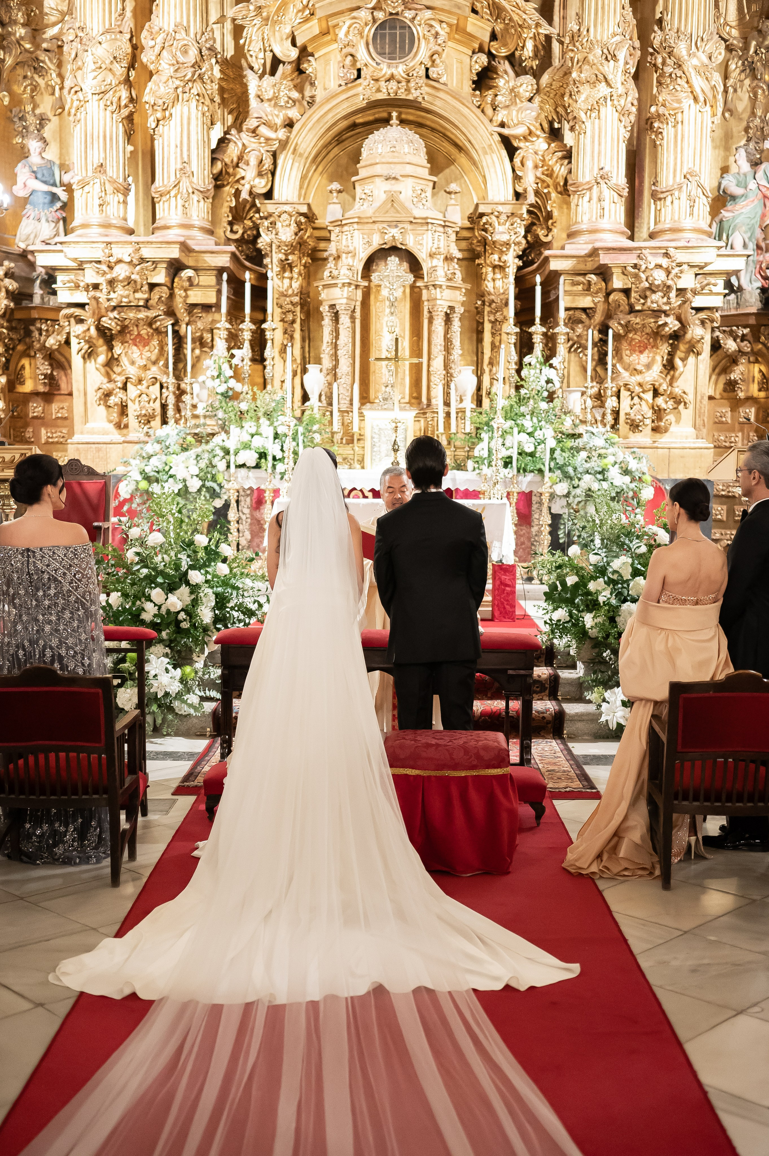 Gabriela & Joao. Wedding photographer in Spain