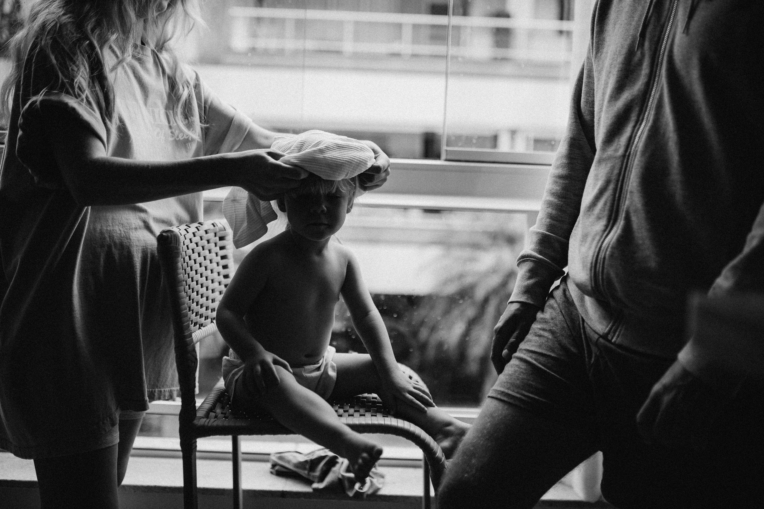 Gentle waves of family Love. Fotografa documental de familia e nascimento em Florianópolis SC Daria Ermolaev