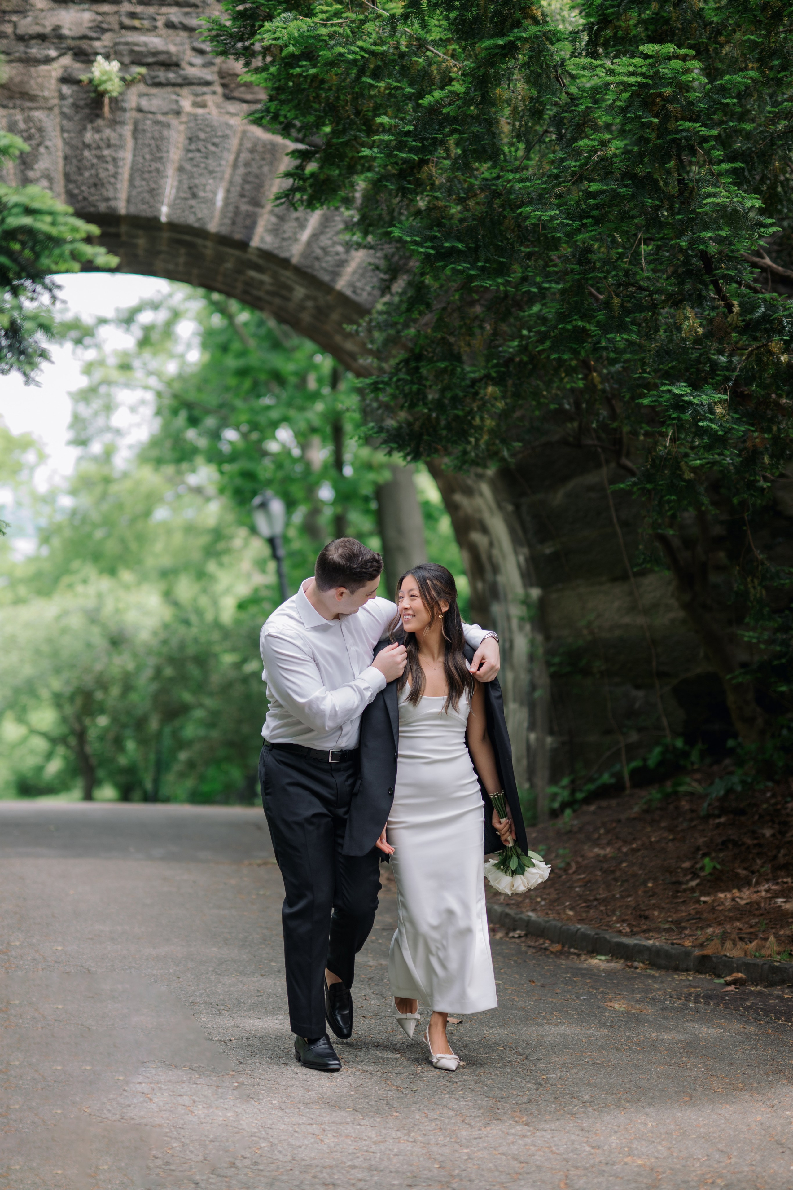 Jennifer & John. Engagement Photoshoot at The Cloisters, Fort Tryon Park