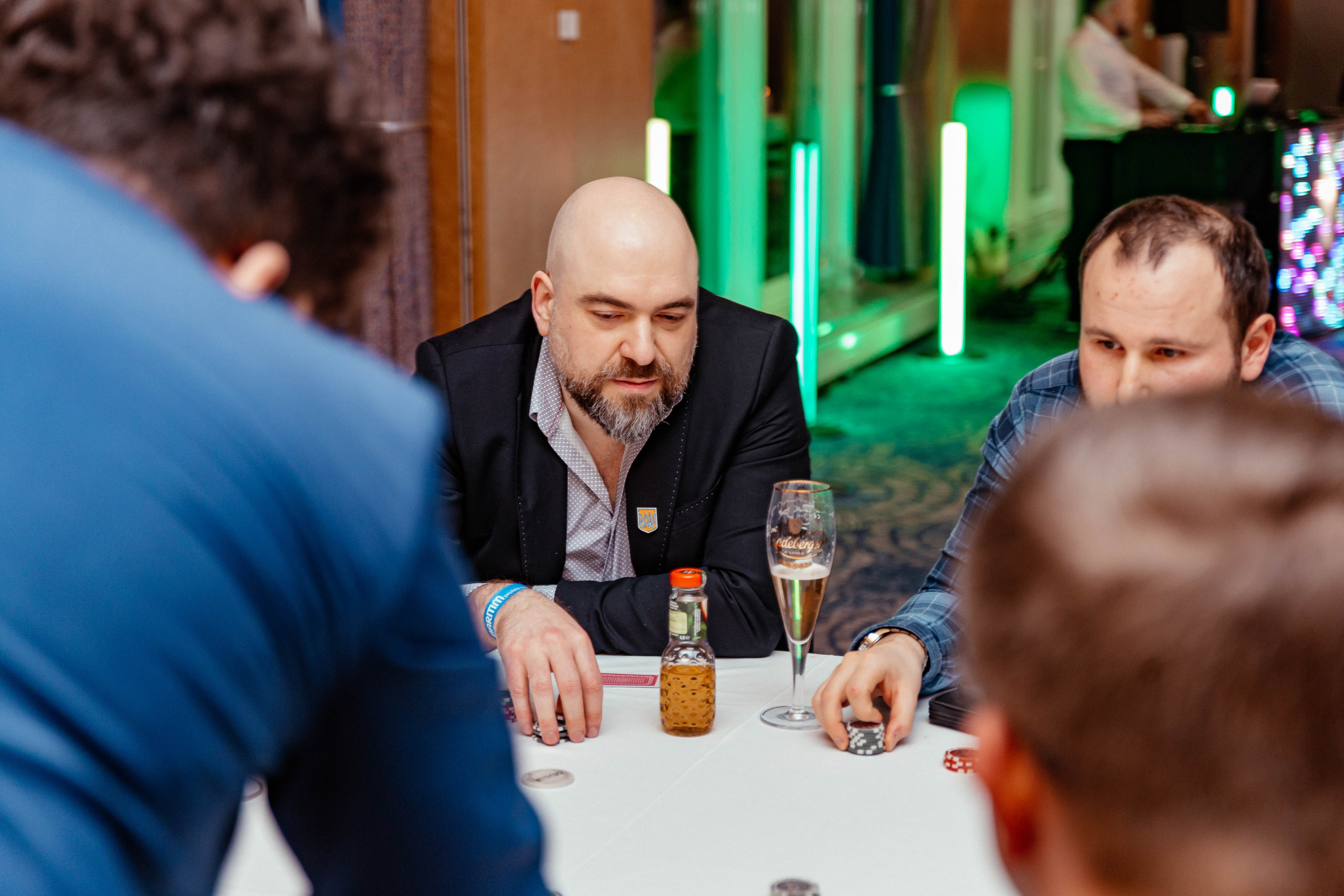 Club Bizon. Portrait family photographer in Berlin Elena Zakh