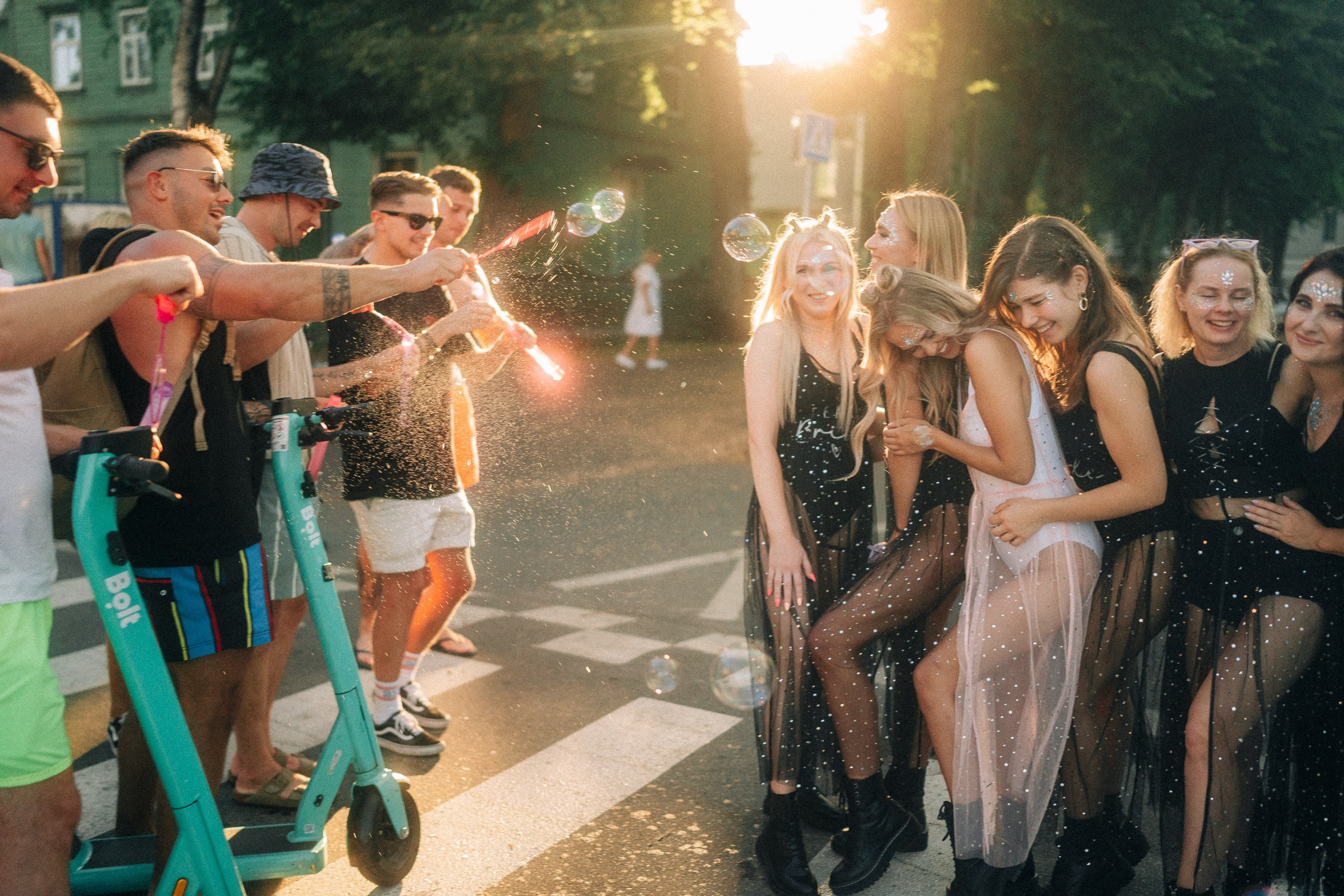 Coachella-themed Bachelorette Party. Couple and Family Photographer in Tallinn, Sasha Kaloshin
