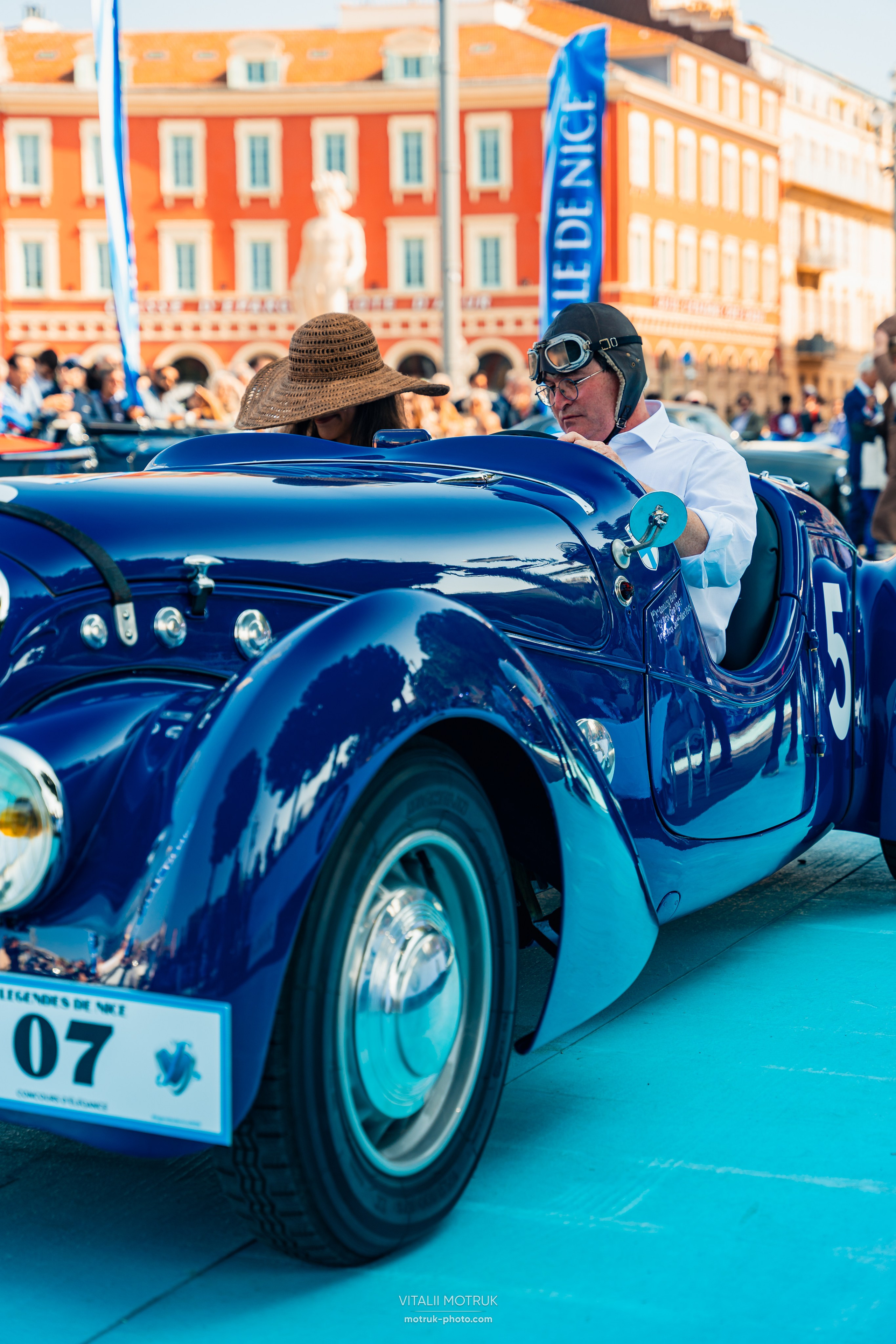 Legends de Nice. Photographe de voitures à Paris — Vitalii Motruk