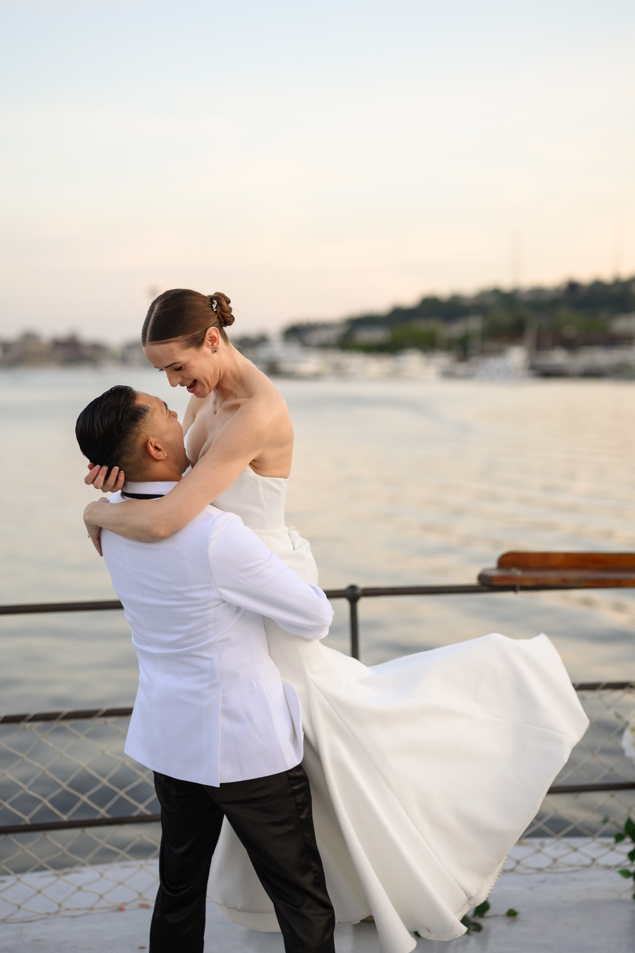 Kevin & Katie. Wedding & portrait photography in the Seattle Area. Helen Michelle photographer