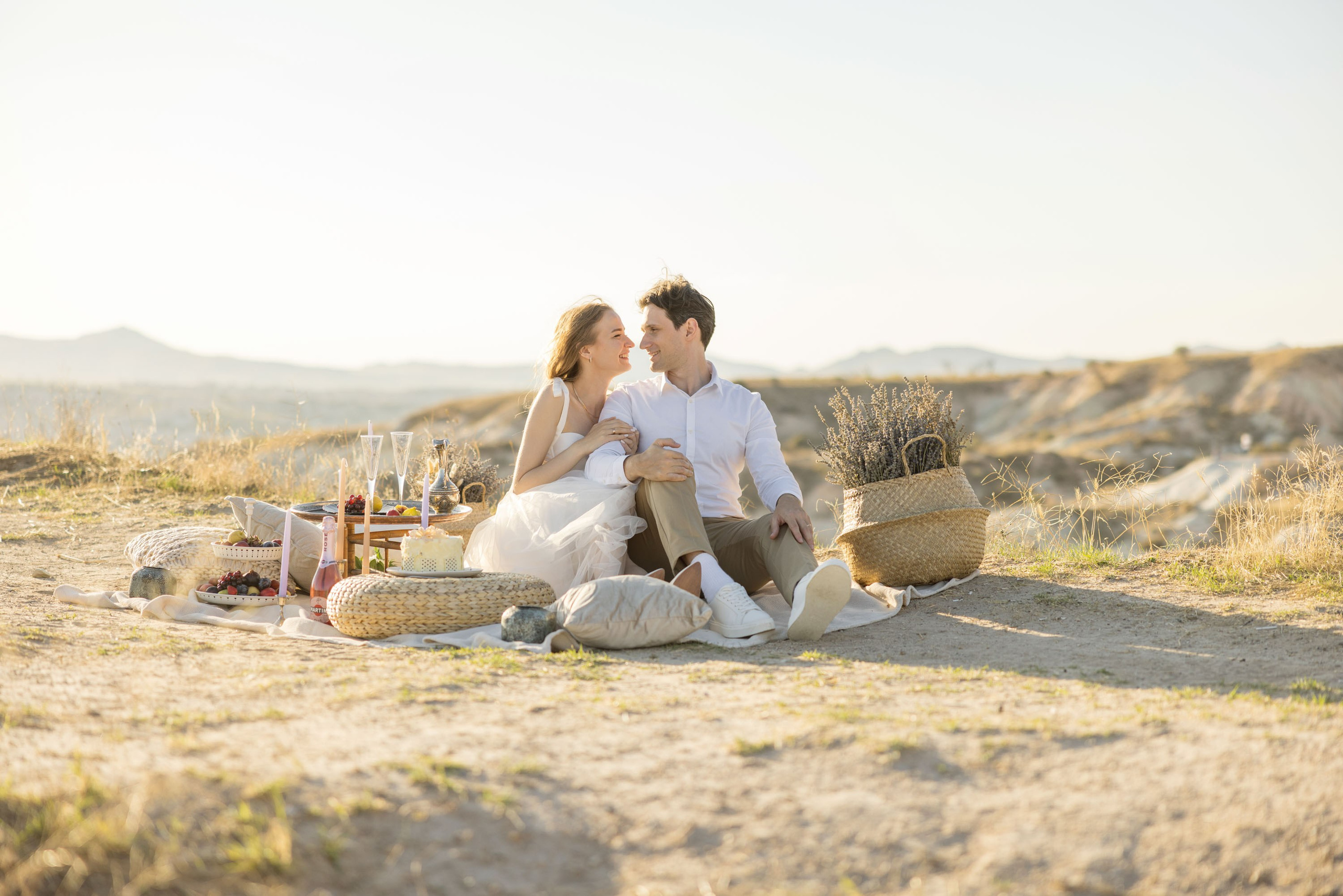 Wedding photo shoot in cappadocia. Julia Ganch I Fashion Wedding Photography I Cappadocia Turkey
