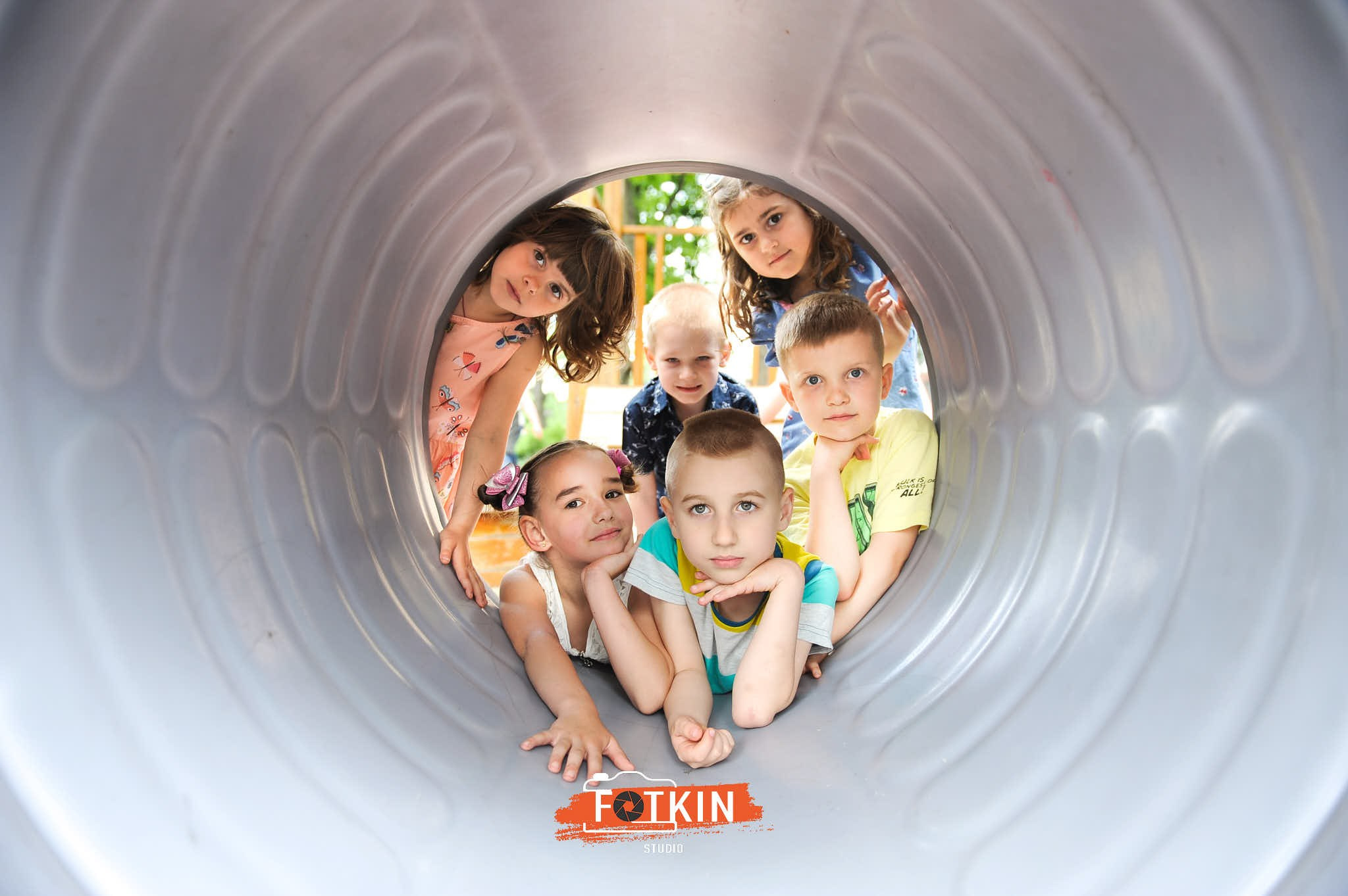 Випускний альбом в дитячому садку на замовлення Київ. Випускні альбоми фотокниги Київ та Дніпро