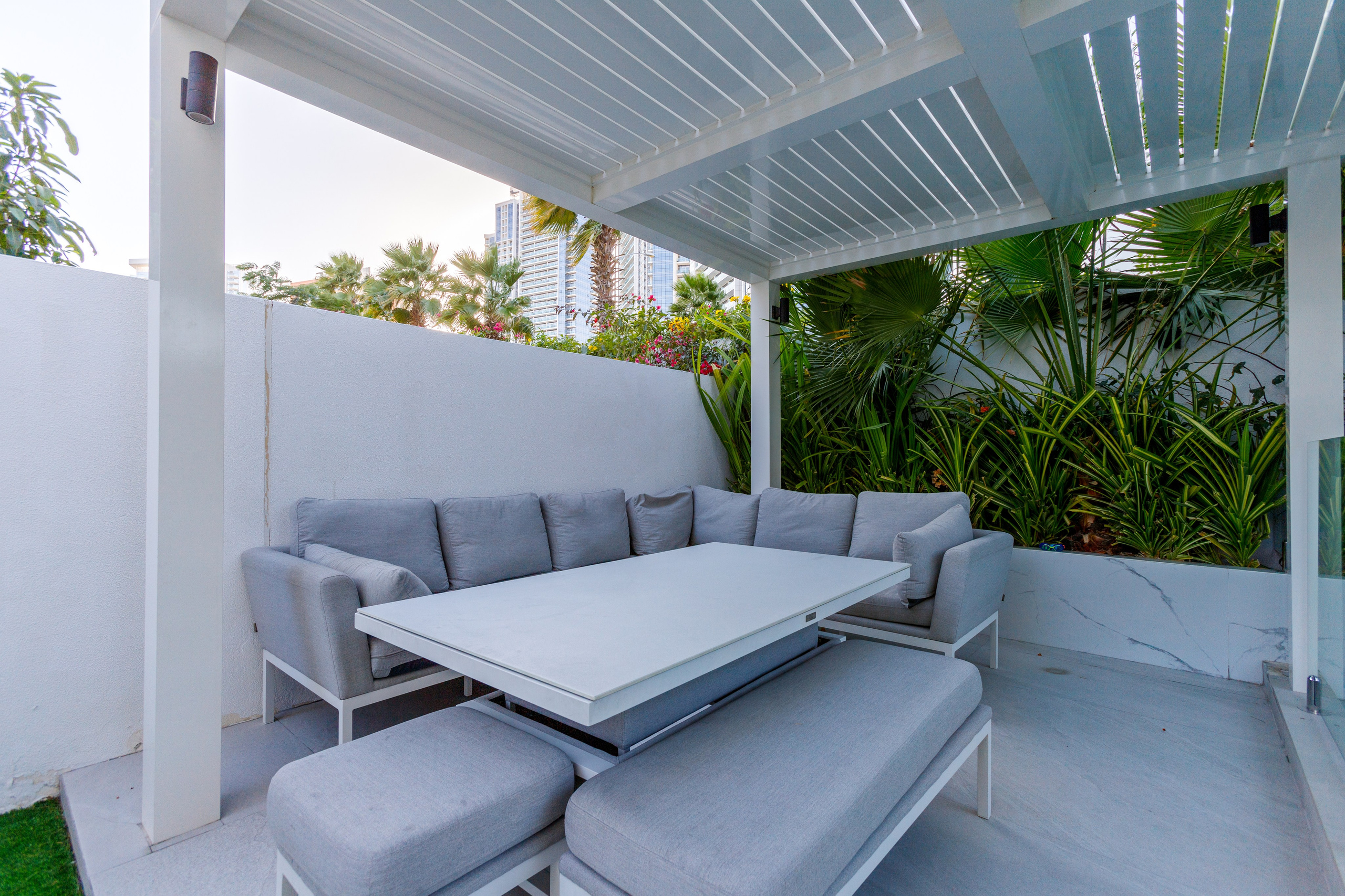 Brookfield Damac hills. Samy Mar Boy │Portrait, Automotive and Real Estate Photographer