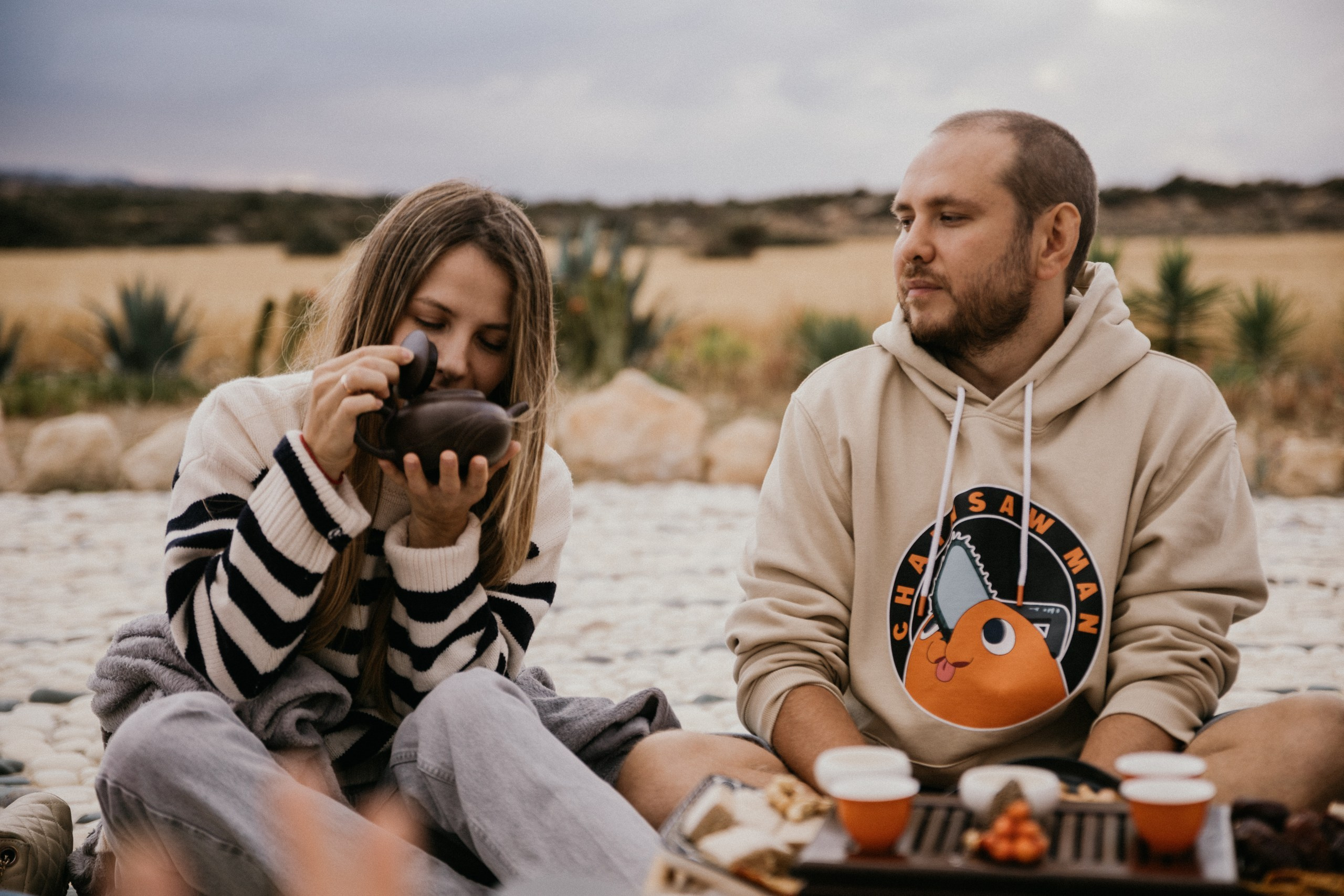 Tea time (Muntyan’s Labyrinth, Cyprus). Photographer in Barcelona capturing unique stories | Kate Chumak