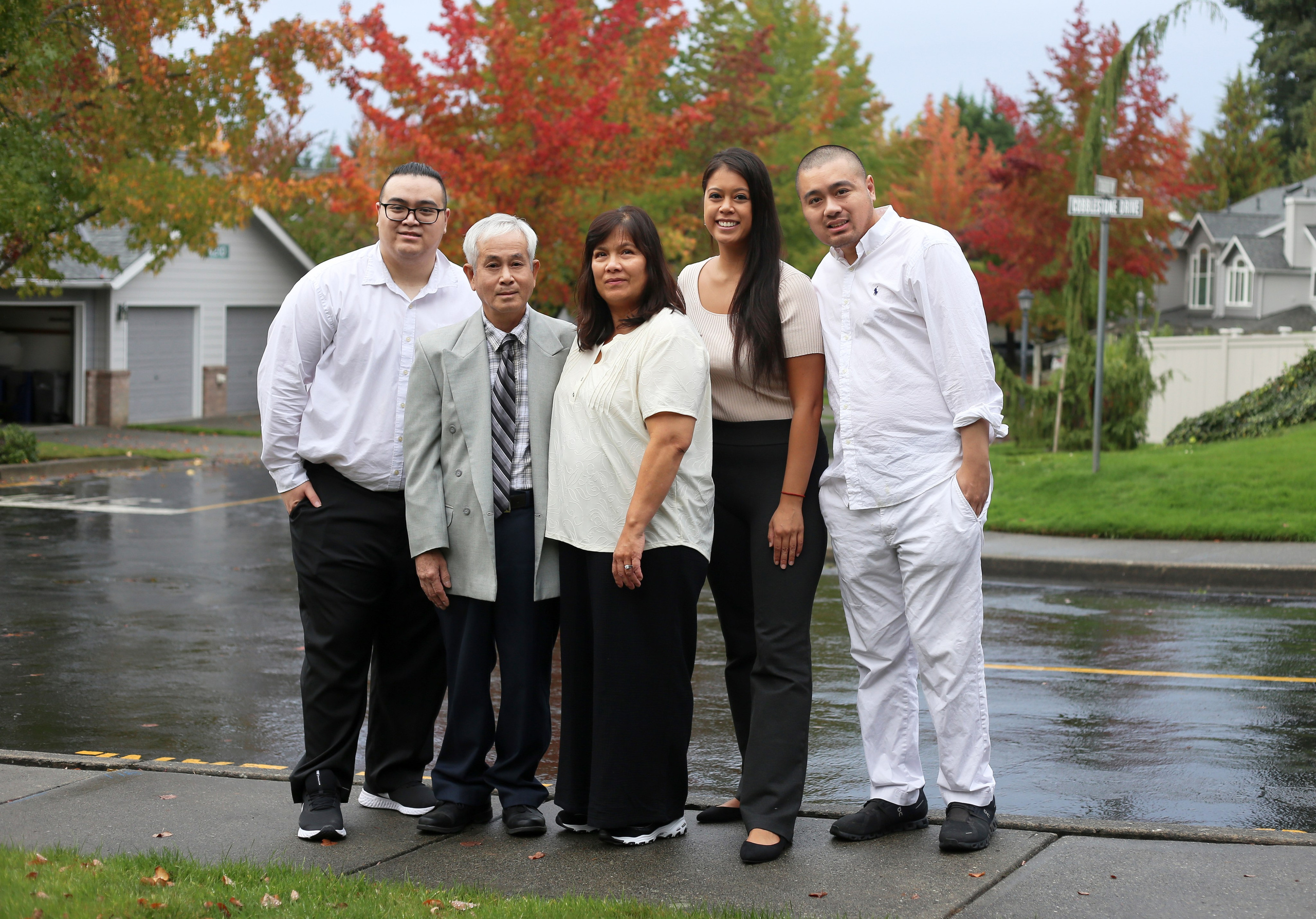 Fall. YuAnna studio. Family & Kids Photographer in Seattle area, located in