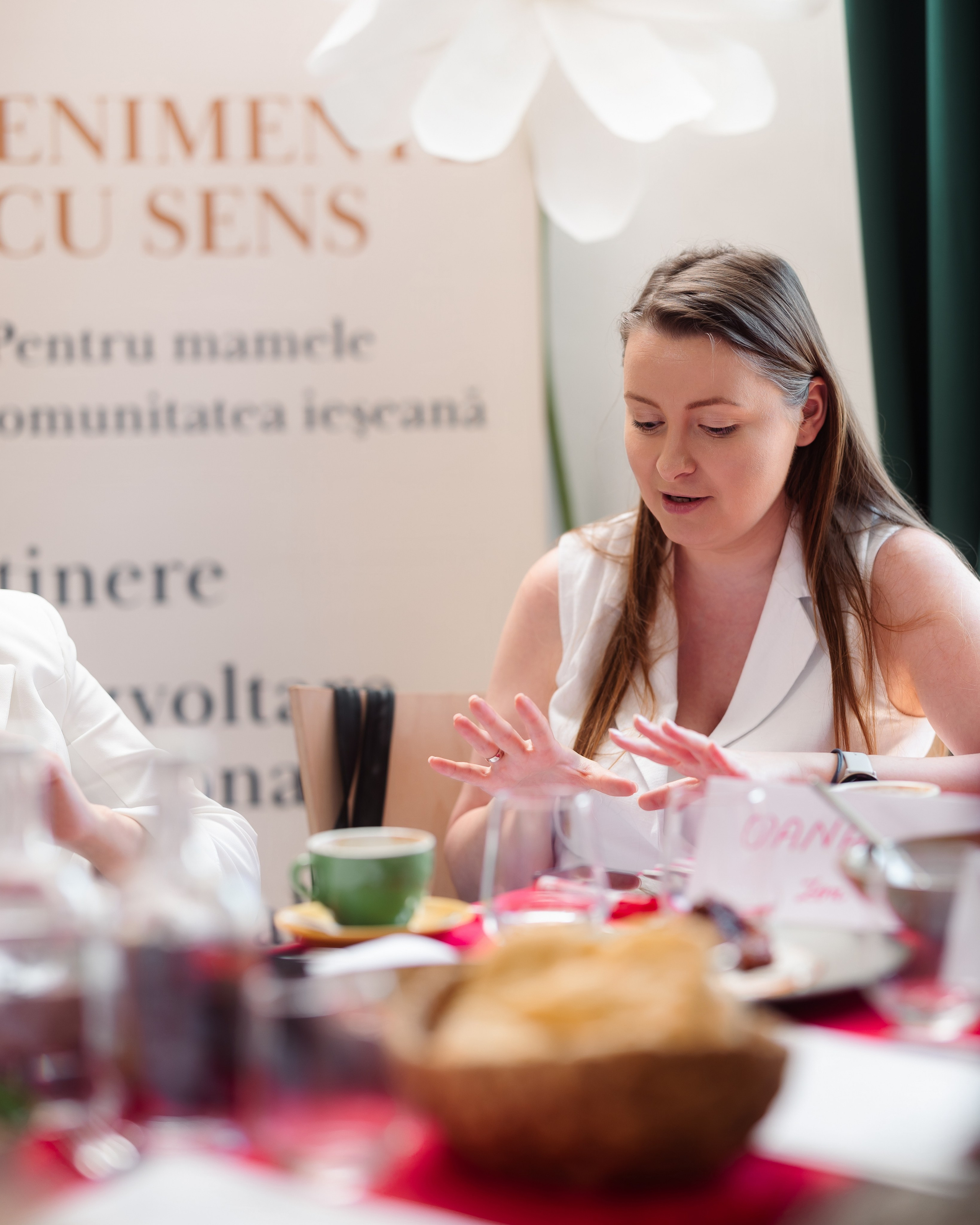 Glow Mom 2. Marius Ciocan