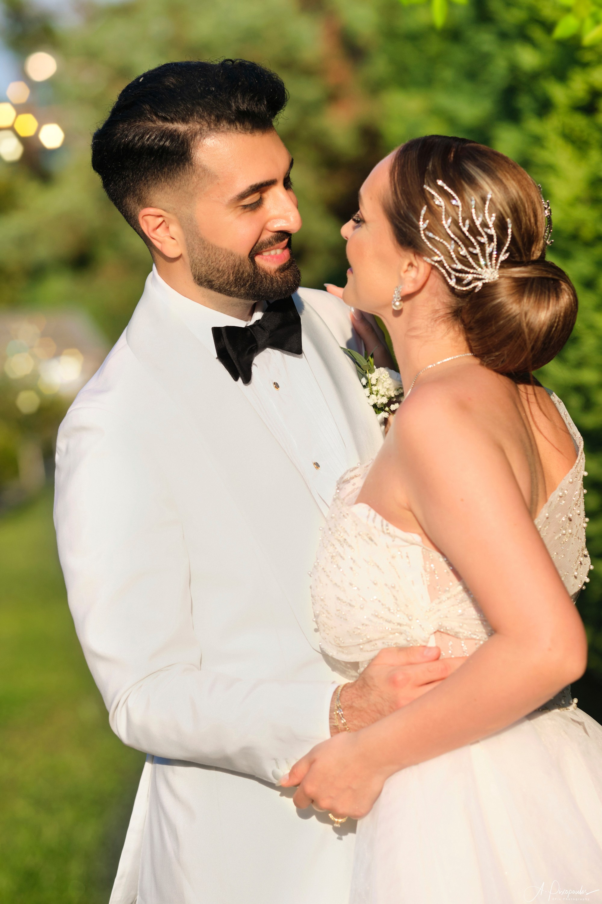 Christina & Paiman Wedding Day (Royal Hotel — Peraia). Φωτογράφος Αναστάσιος Πιξόπουλος