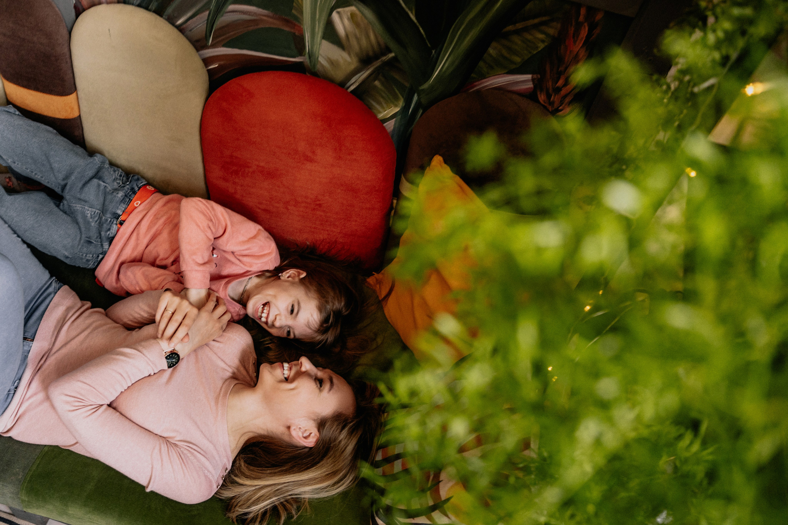 Studio Family Photography with Greenery – Fresh & Elegant. Alisa Tant — Family and newborn photographer Bucks County, Montgomery county, Philadelphia, NJ