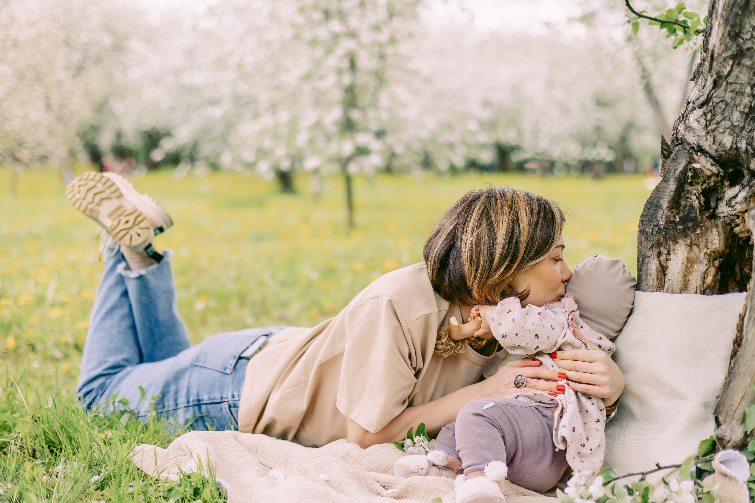 Иришка с игрушкой. Alya Leto Photographer