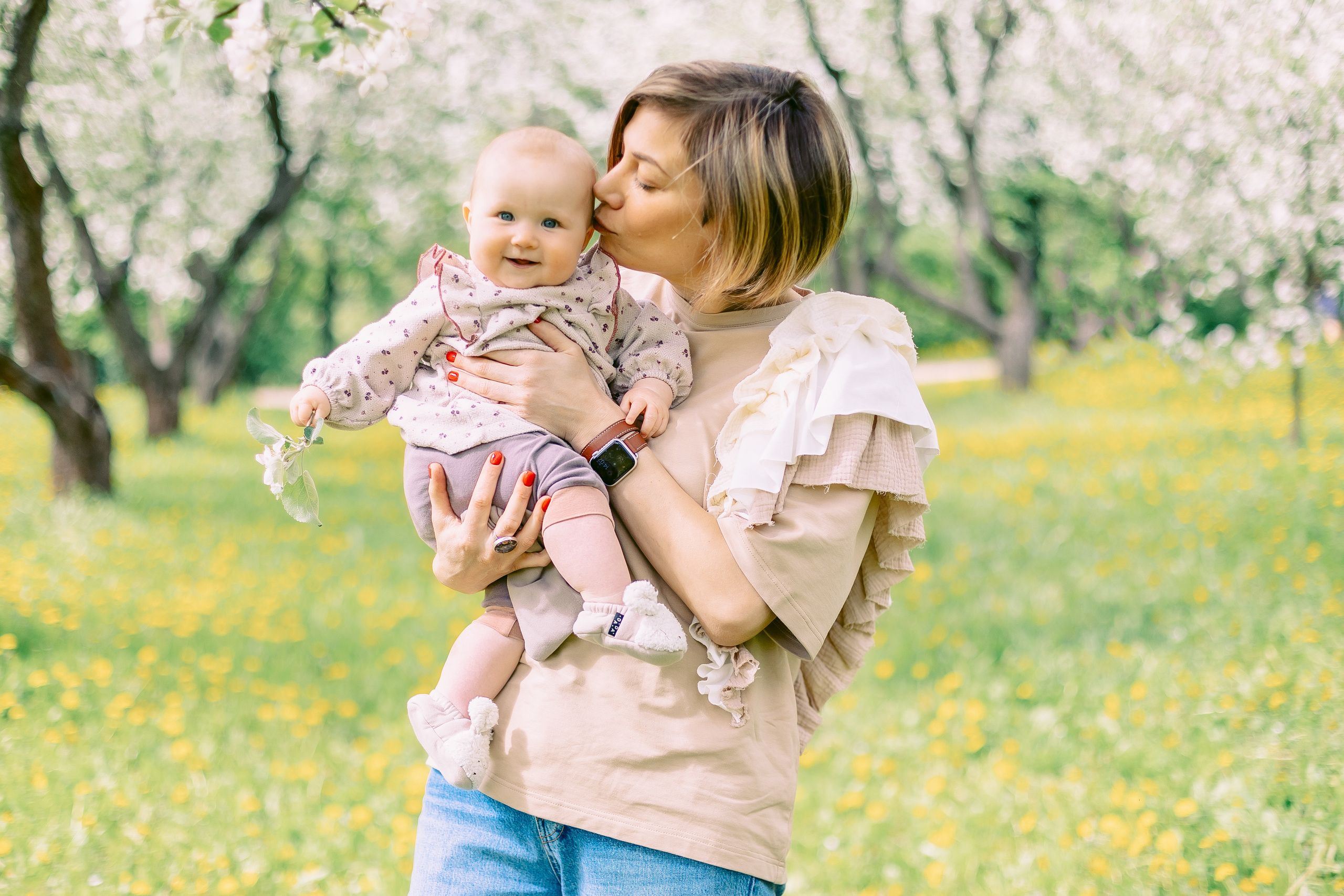 Иришка с игрушкой. Alya Leto Photographer