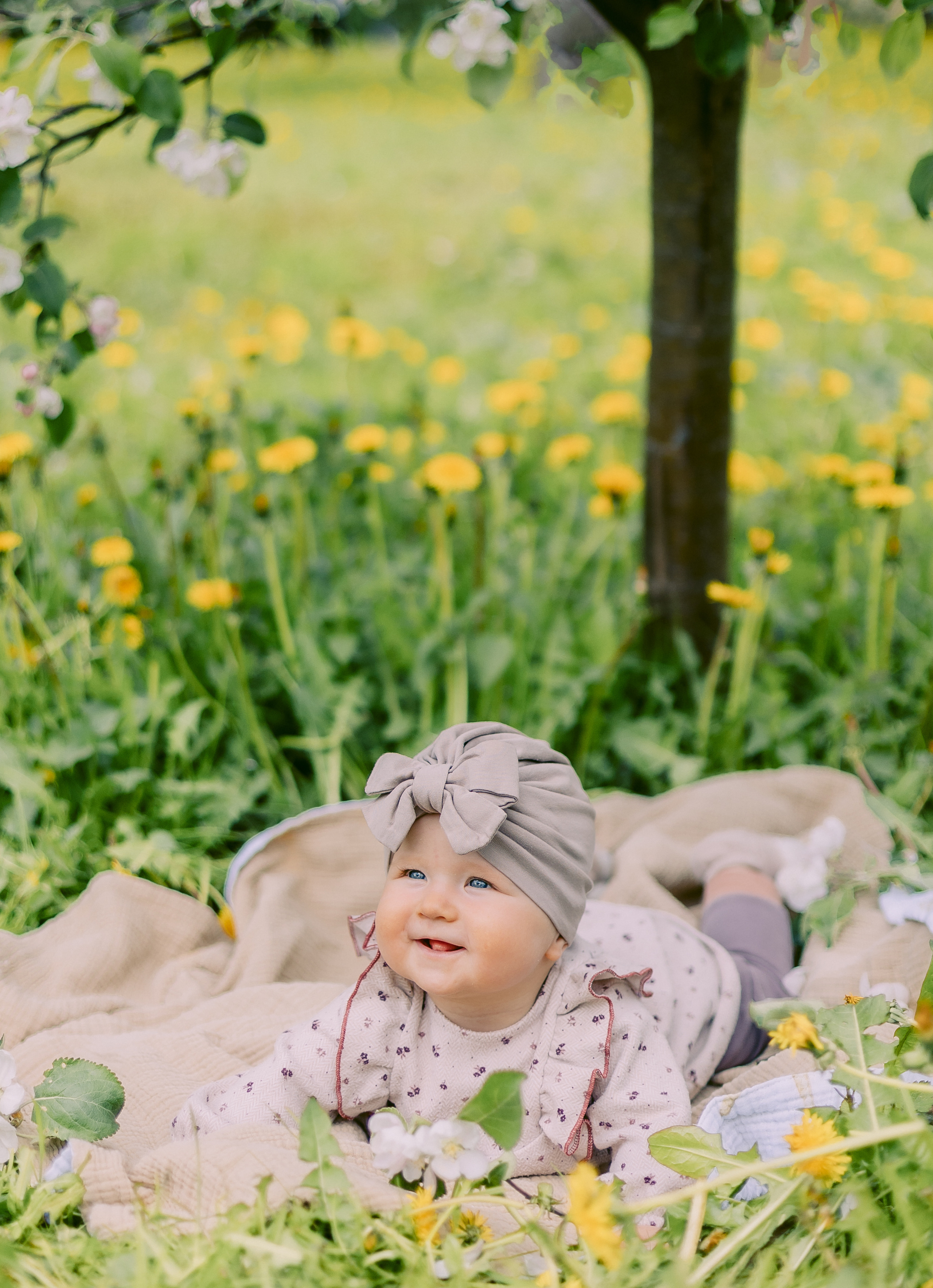 Иришка с игрушкой. Alya Leto Photographer