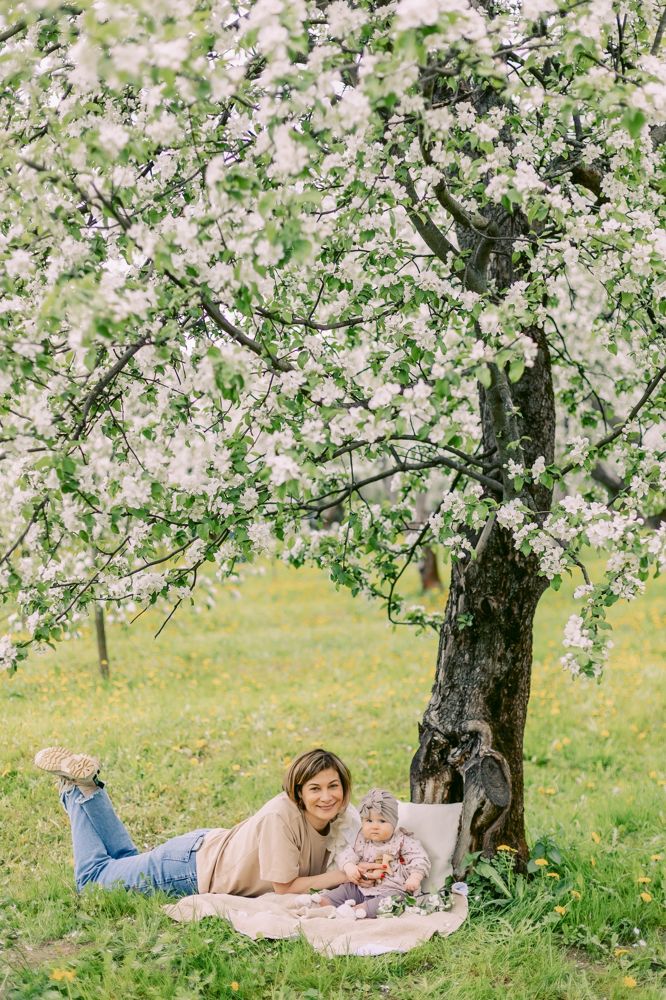 Иришка с игрушкой. Alya Leto Photographer