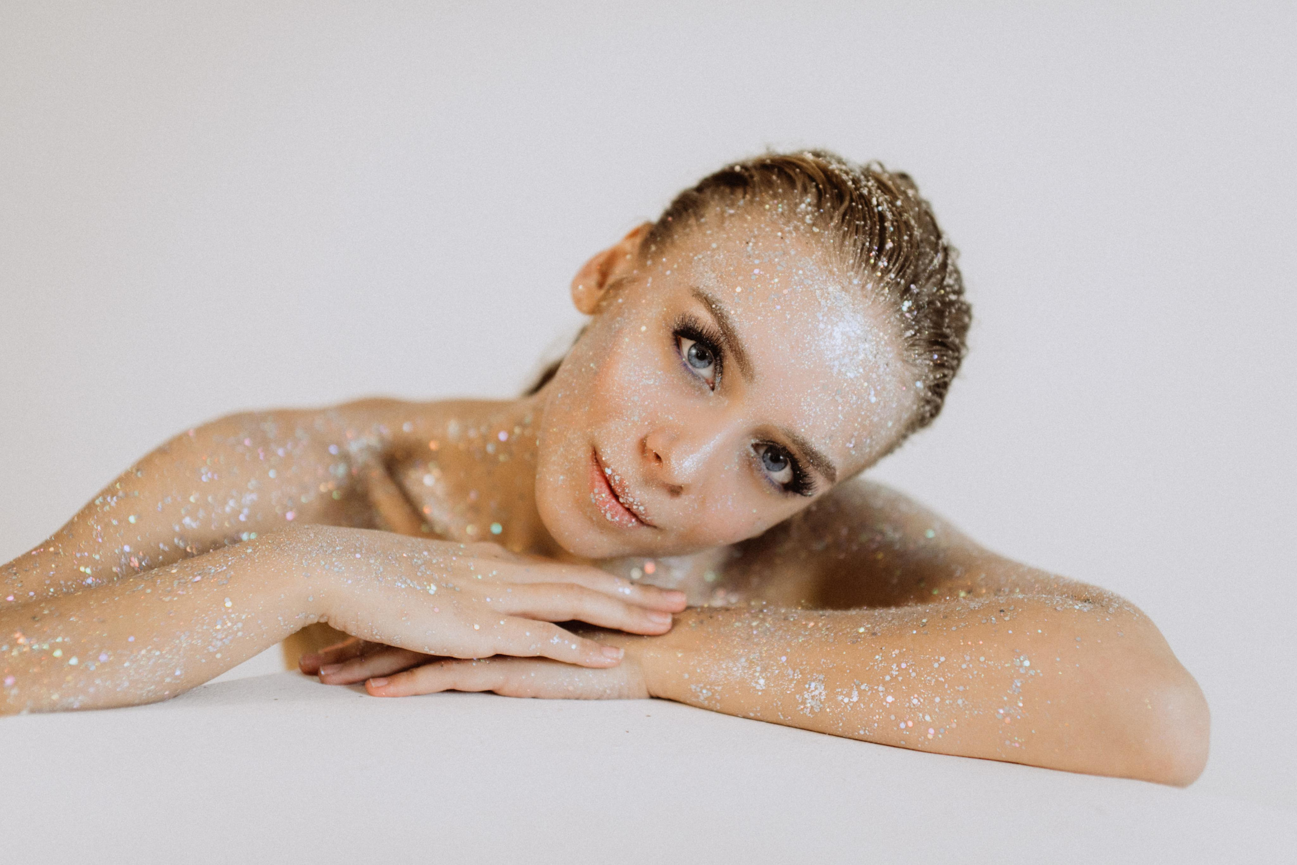 Women. Alya Leto Photographer