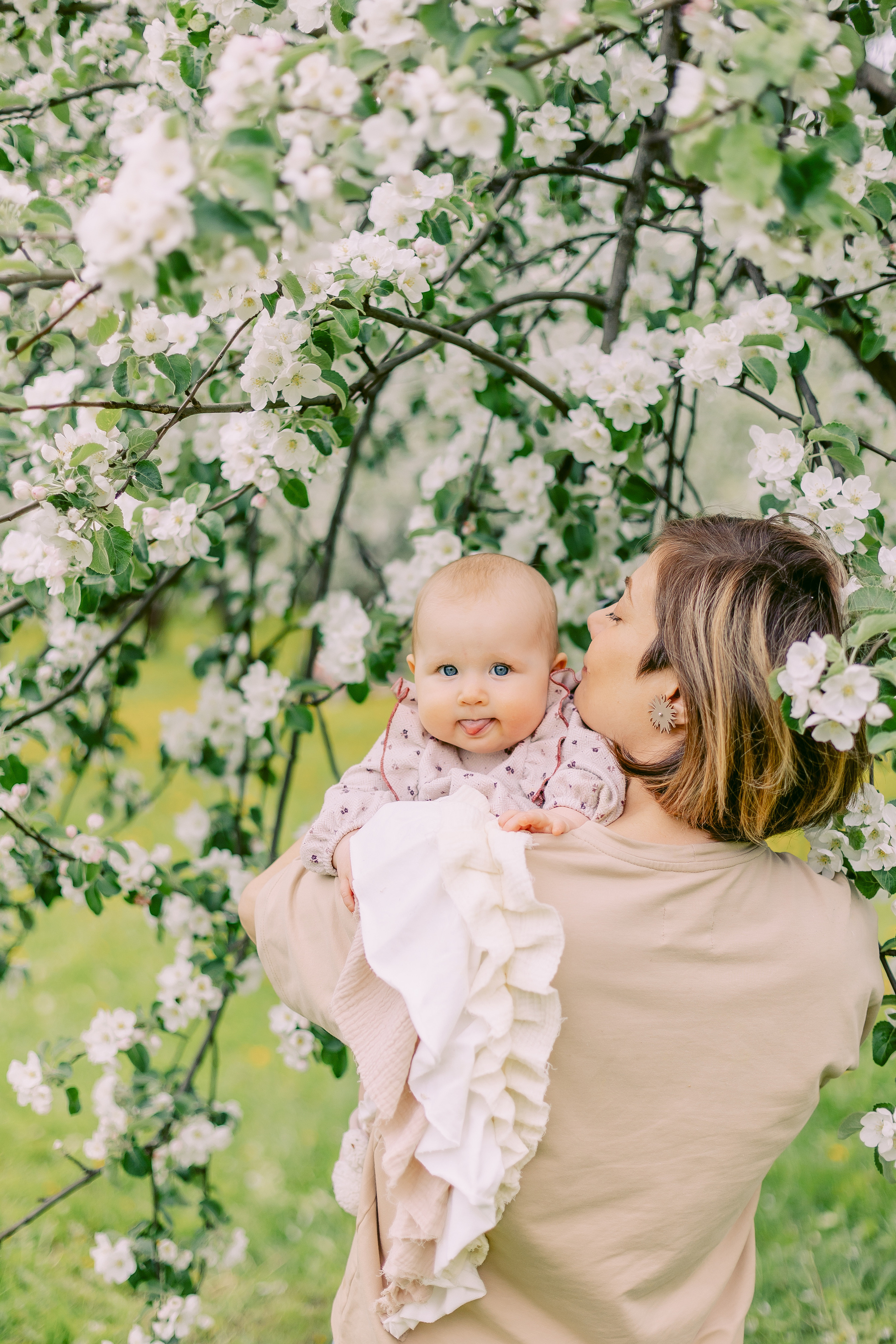 Иришка с игрушкой. Alya Leto Photographer