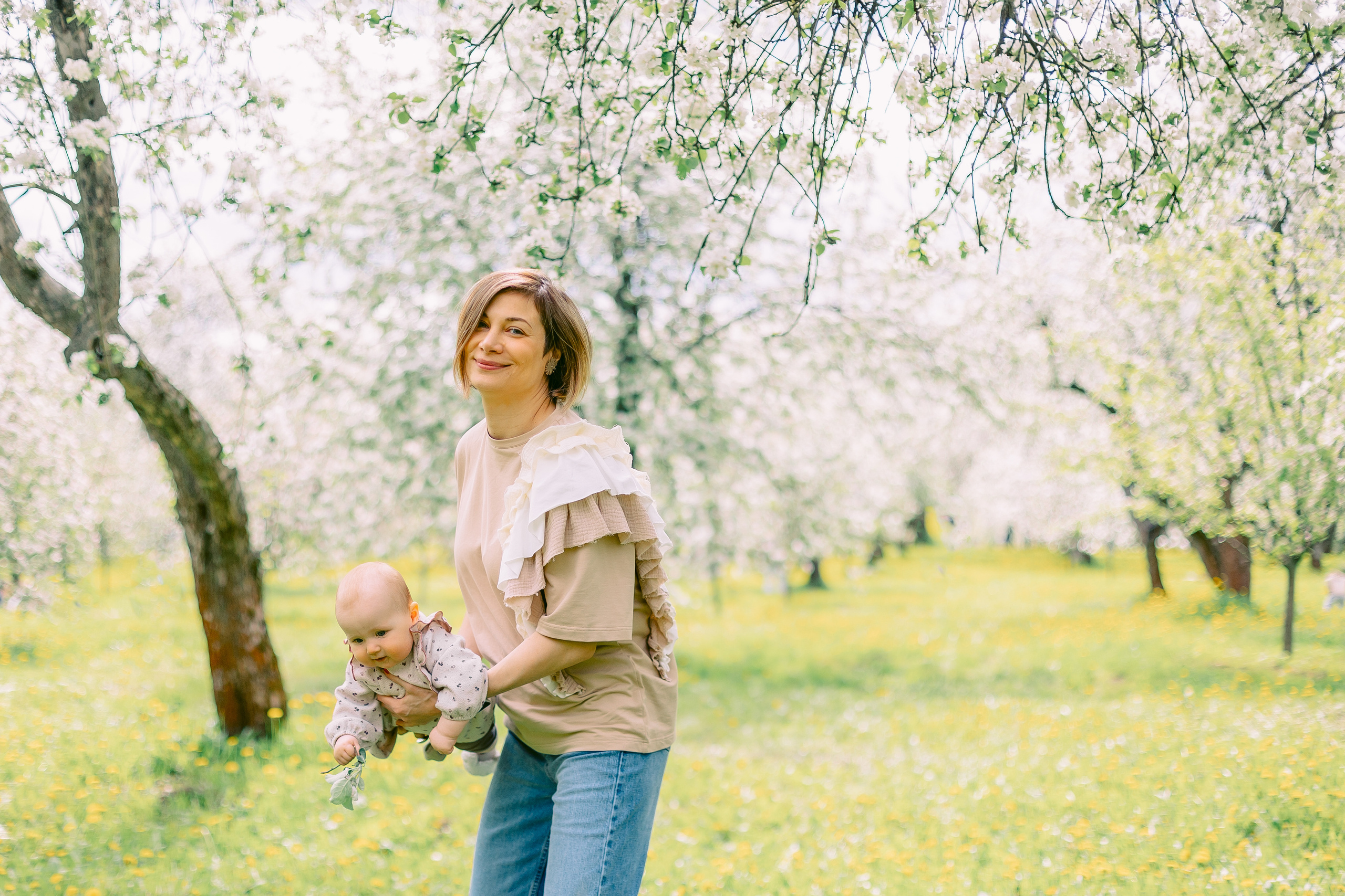 Иришка с игрушкой. Alya Leto Photographer