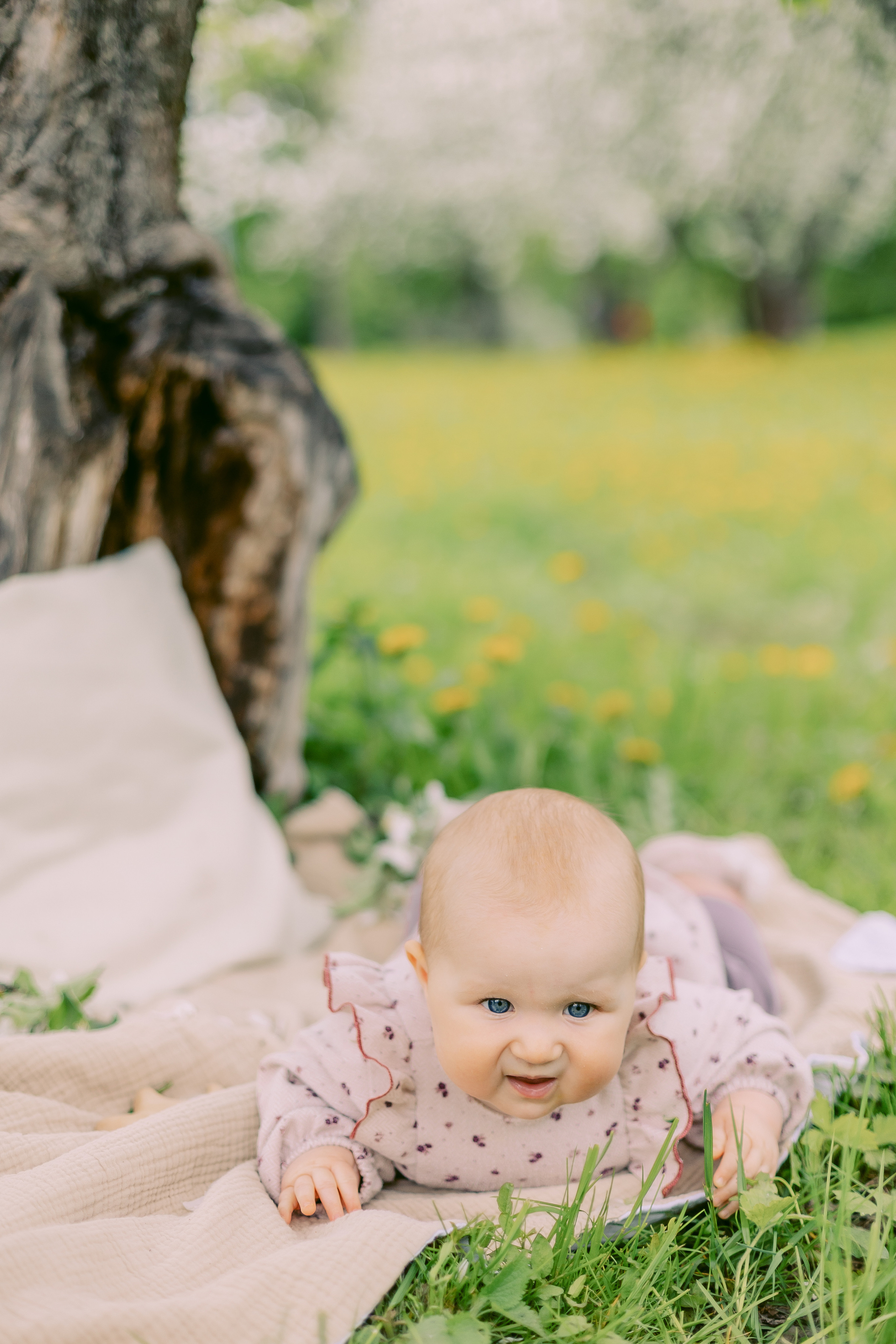 Иришка с игрушкой. Alya Leto Photographer