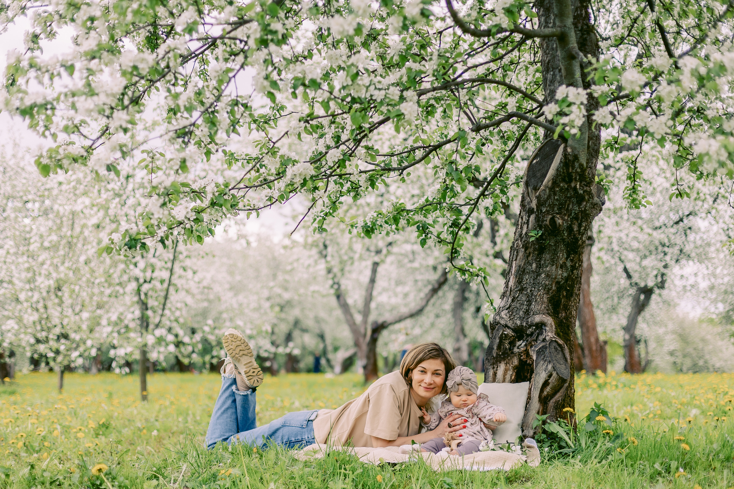 Иришка с игрушкой. Alya Leto Photographer