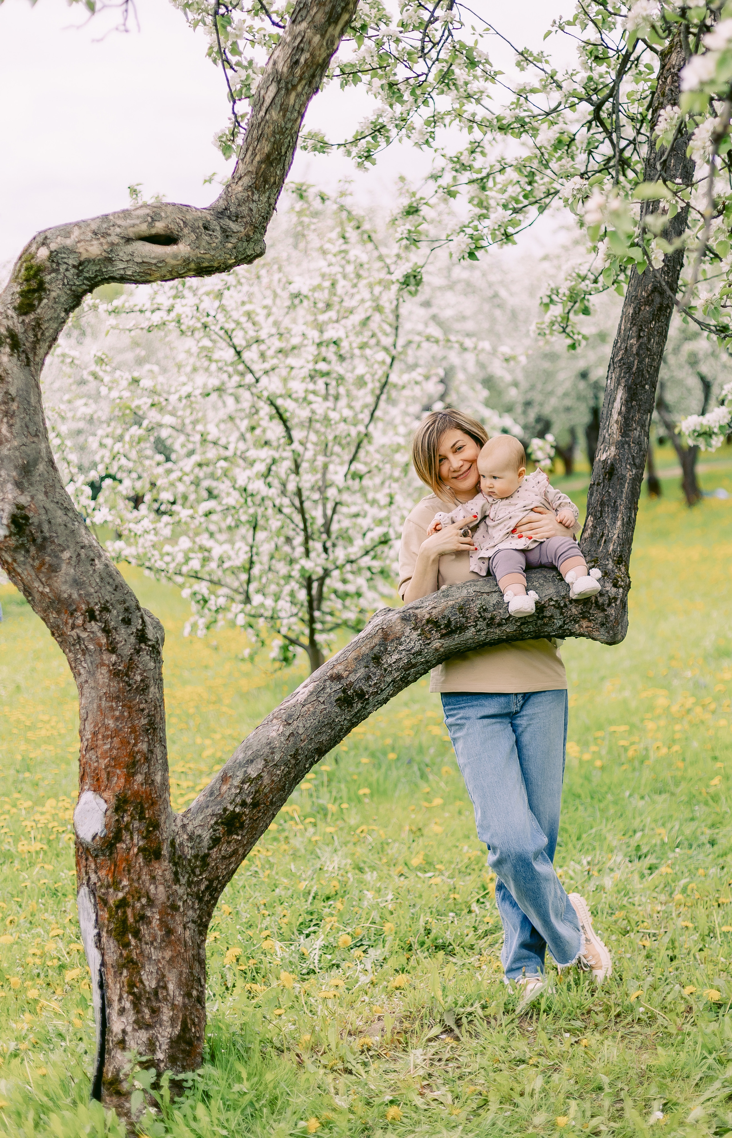 Иришка с игрушкой. Alya Leto Photographer