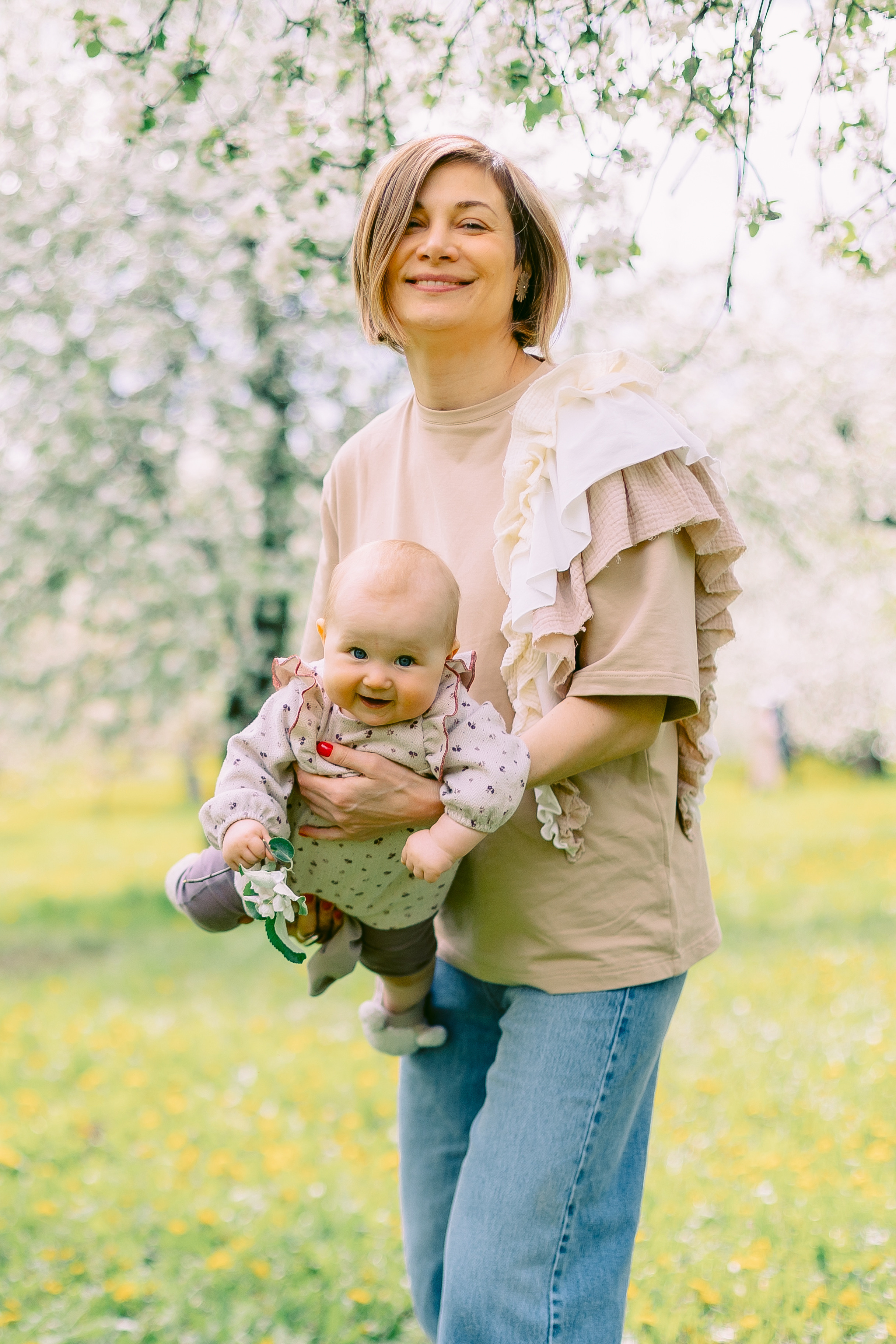 Иришка с игрушкой. Alya Leto Photographer