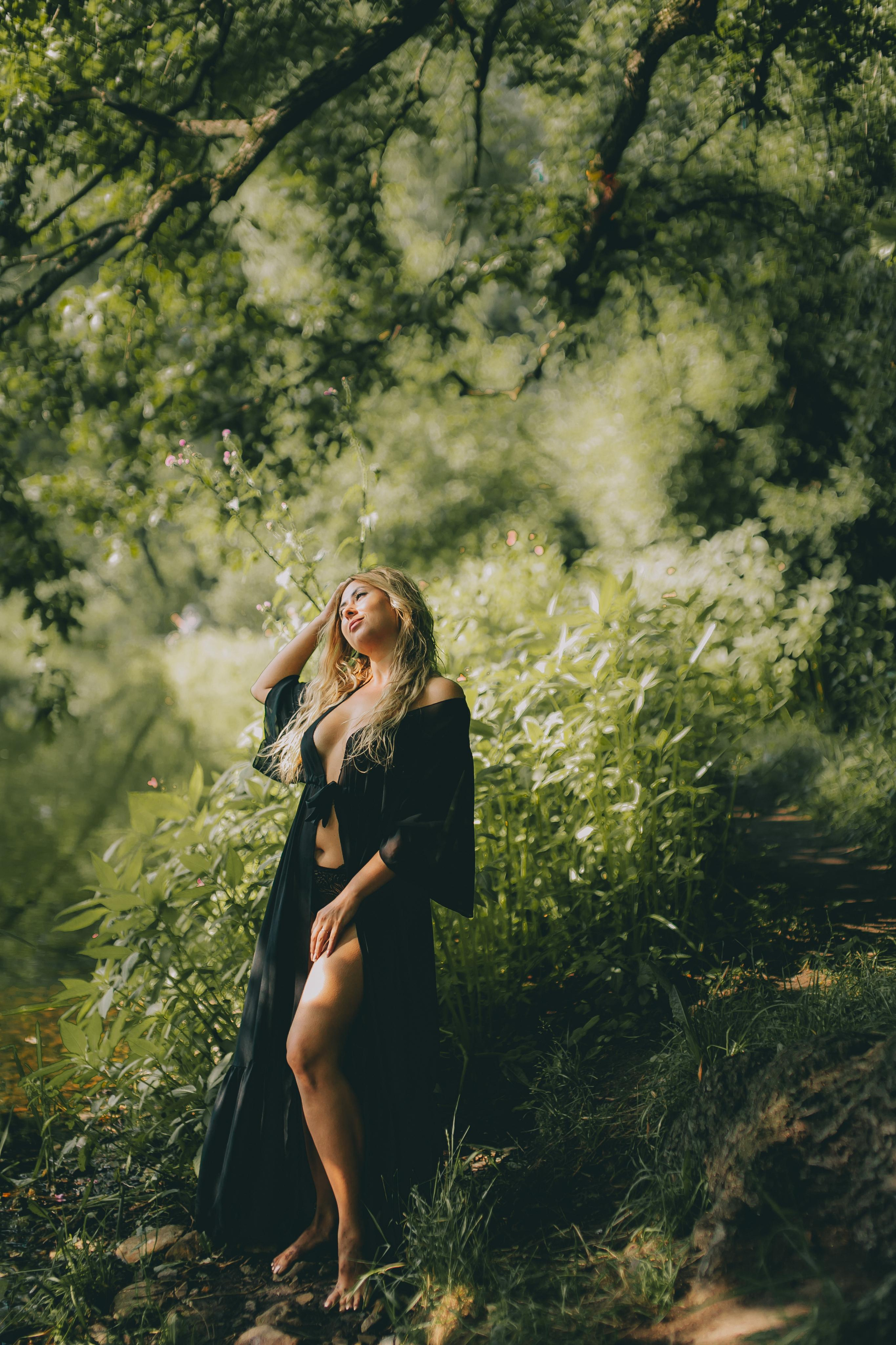 Women. Alya Leto Photographer