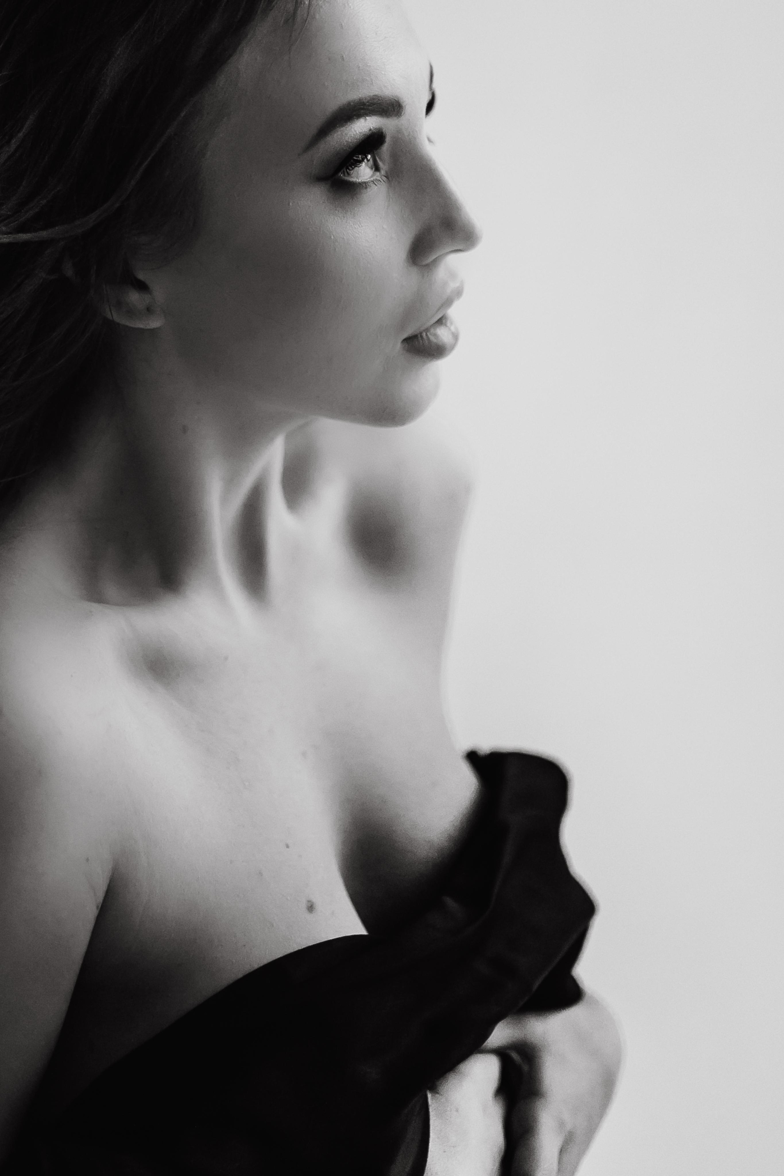 Women. Alya Leto Photographer