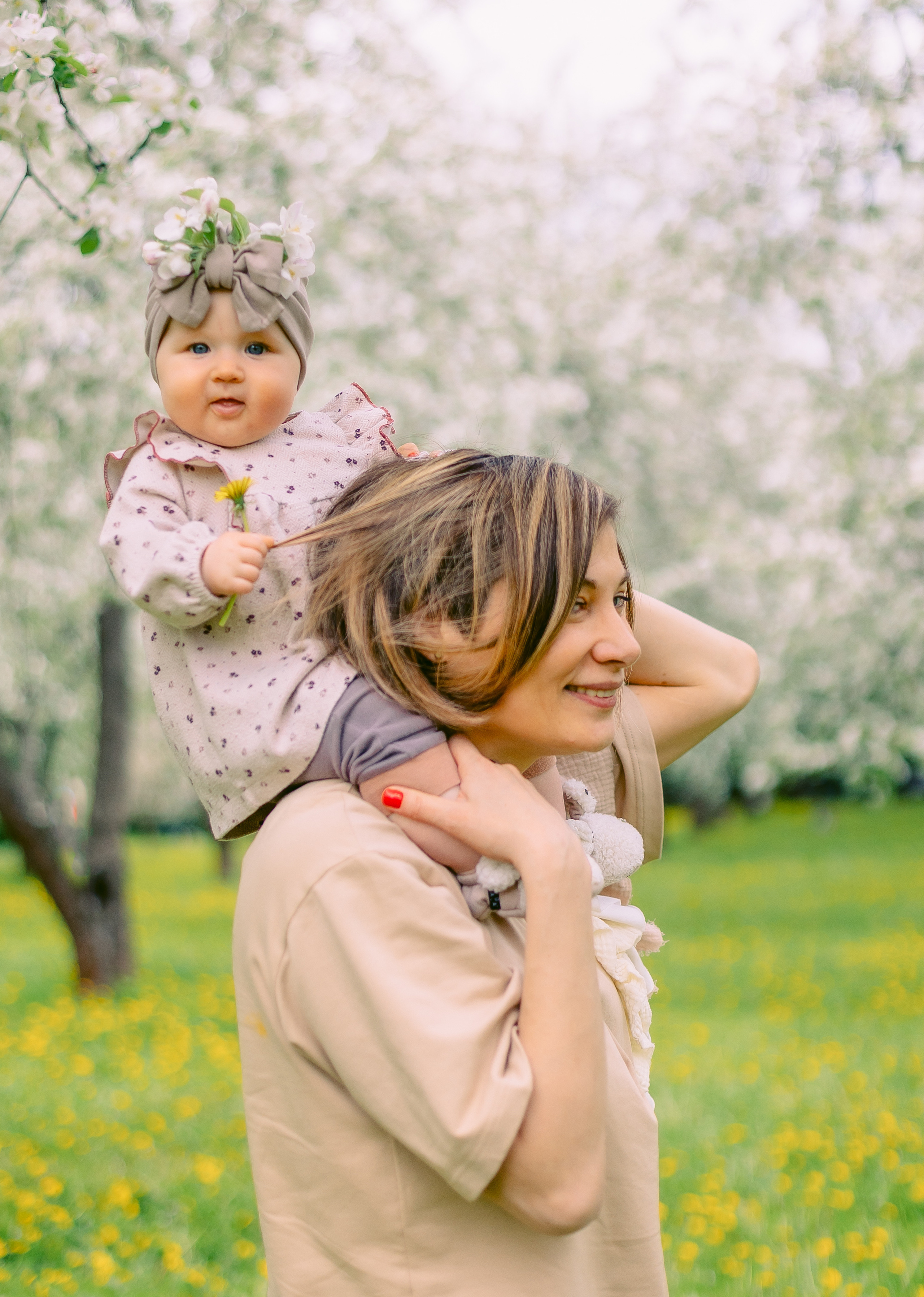 Иришка с игрушкой. Alya Leto Photographer