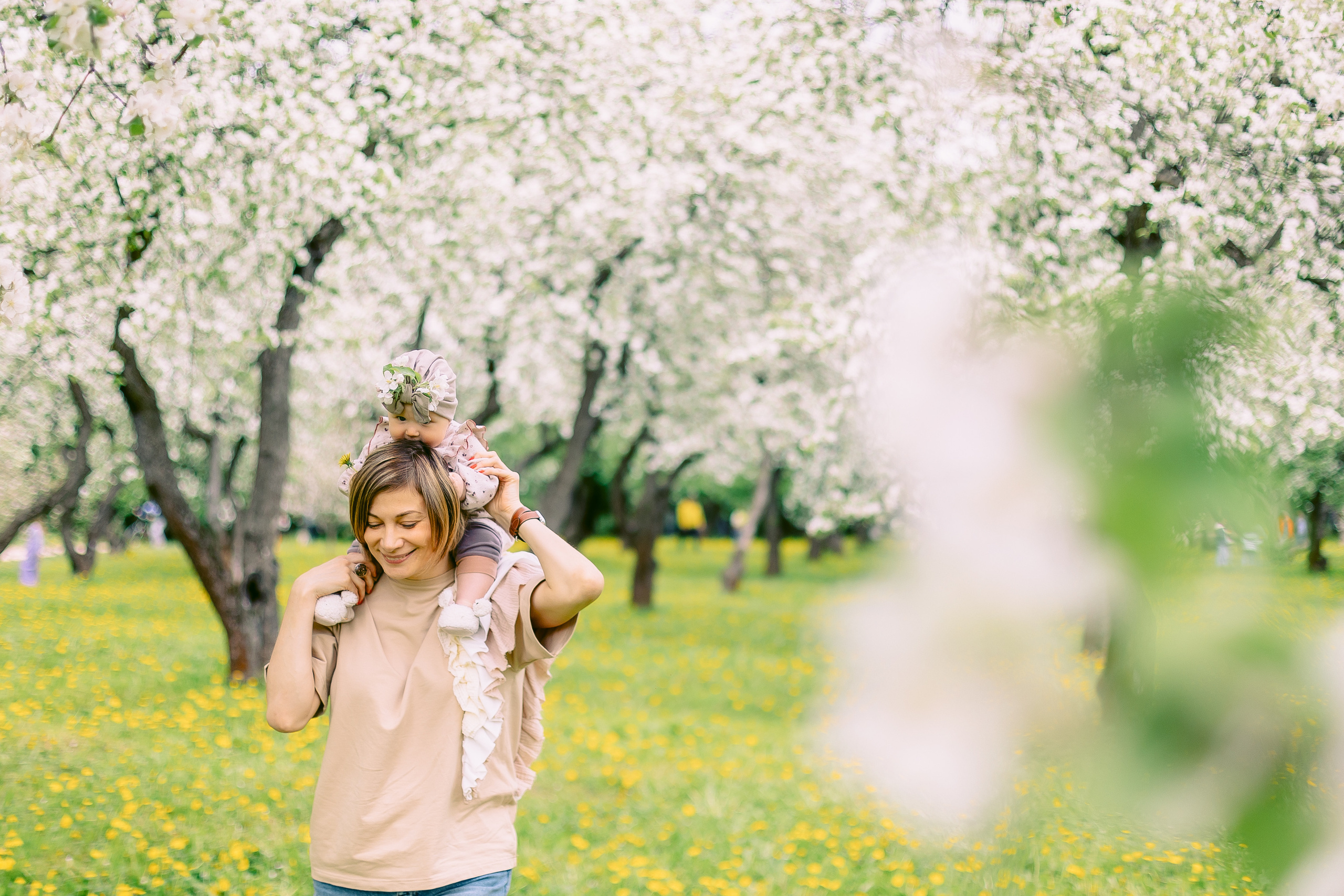 Иришка с игрушкой. Alya Leto Photographer