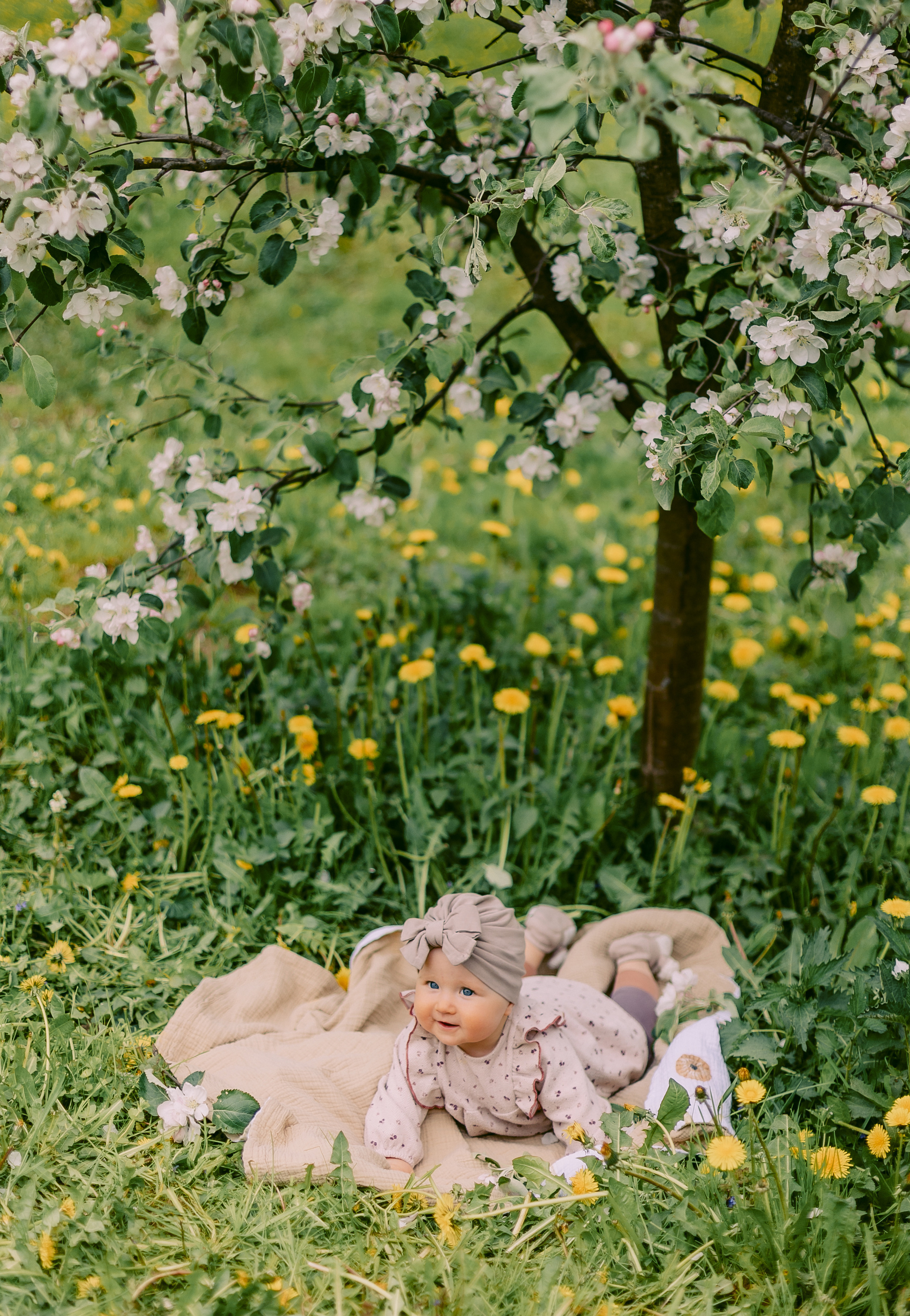 Иришка с игрушкой. Alya Leto Photographer