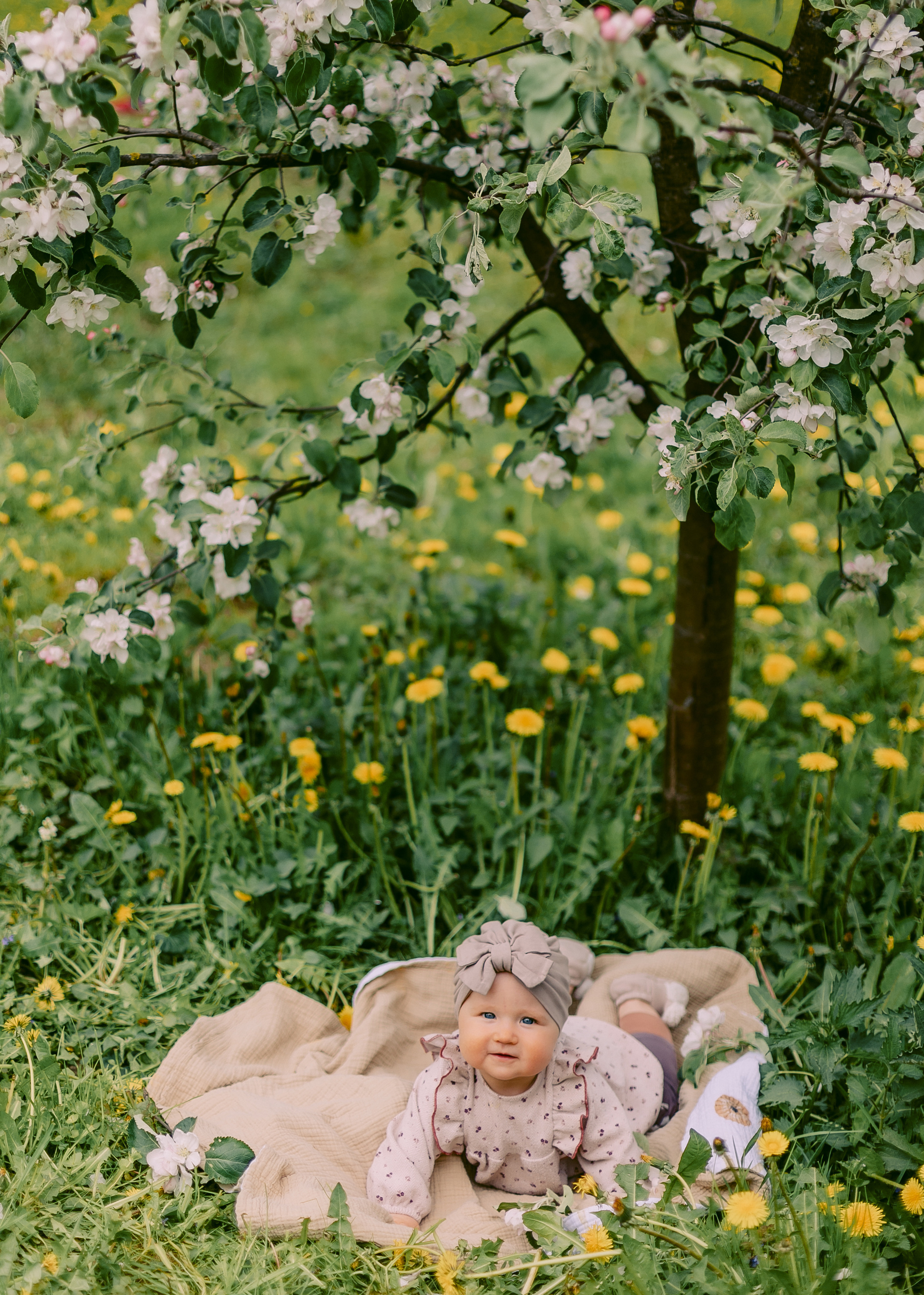 Иришка с игрушкой. Alya Leto Photographer