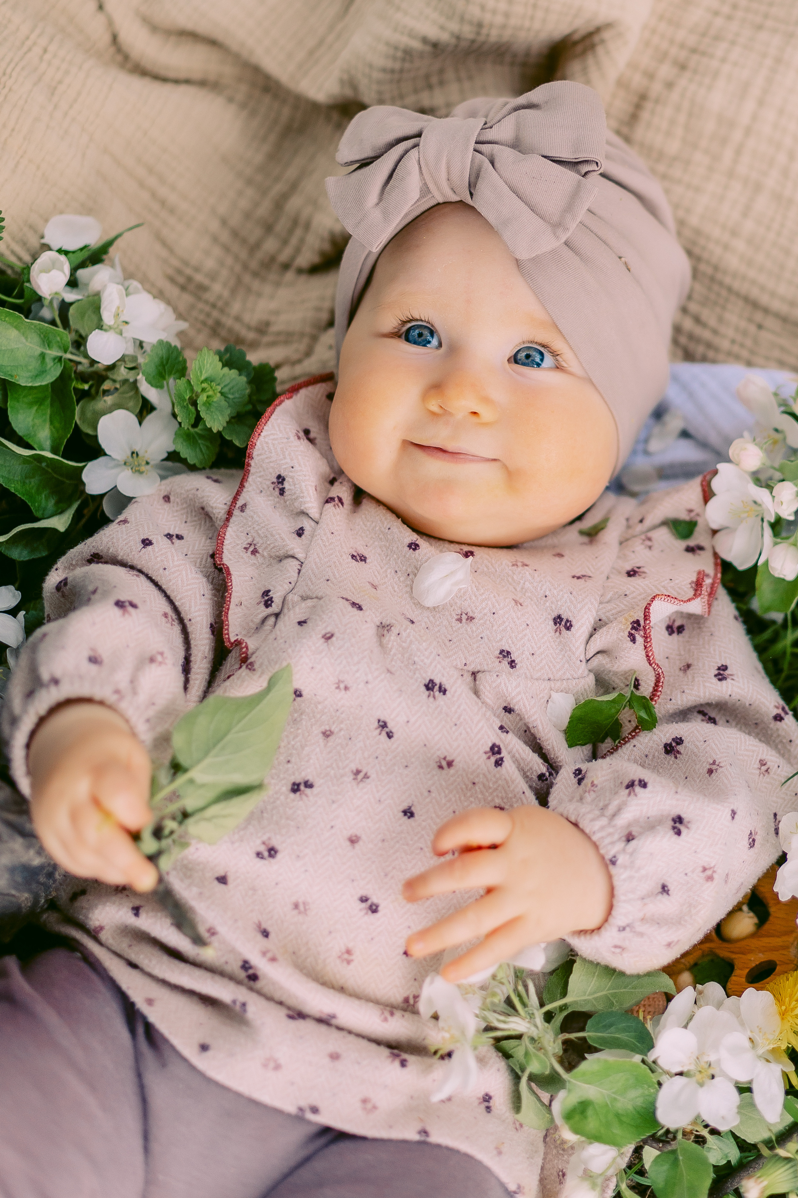 Иришка с игрушкой. Alya Leto Photographer