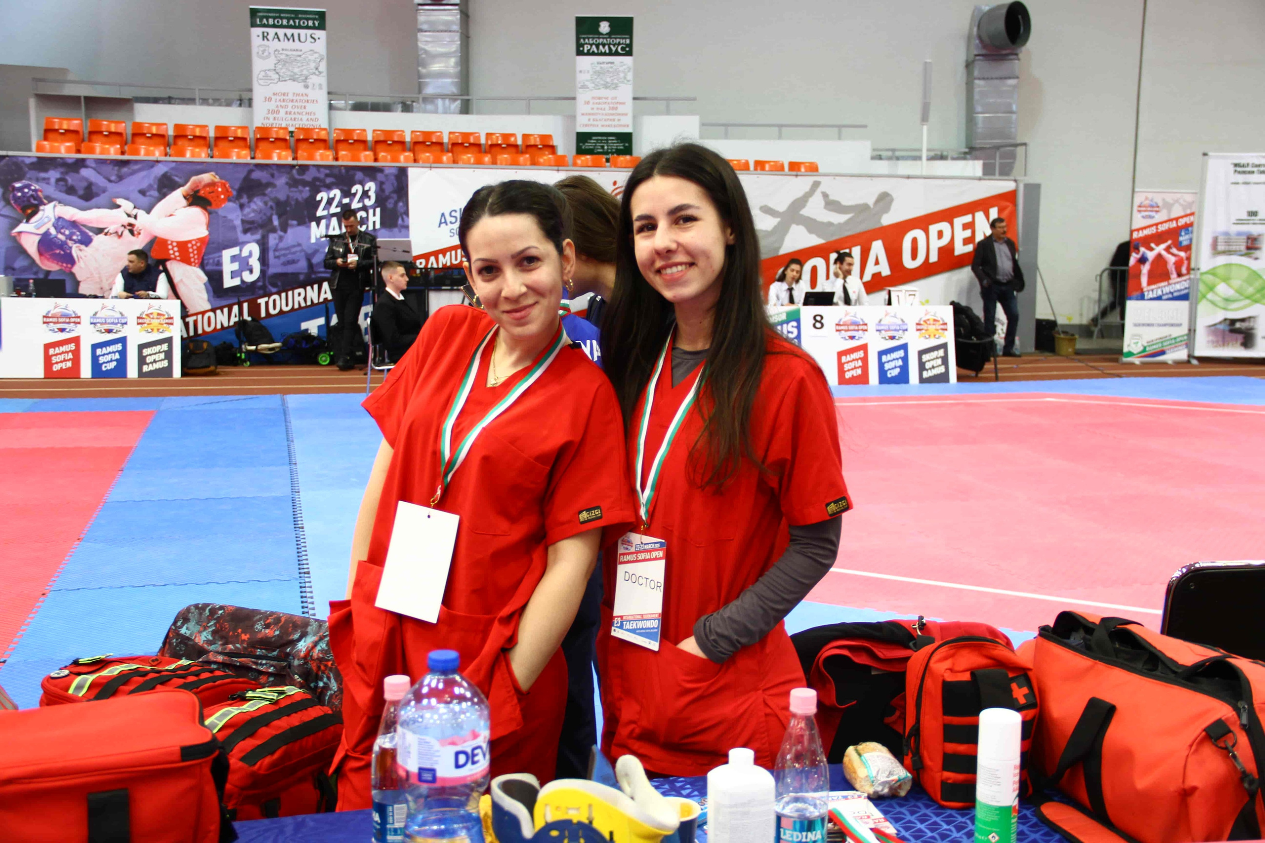 PhotoAdrenaline.com - BACKSTAGE фотография