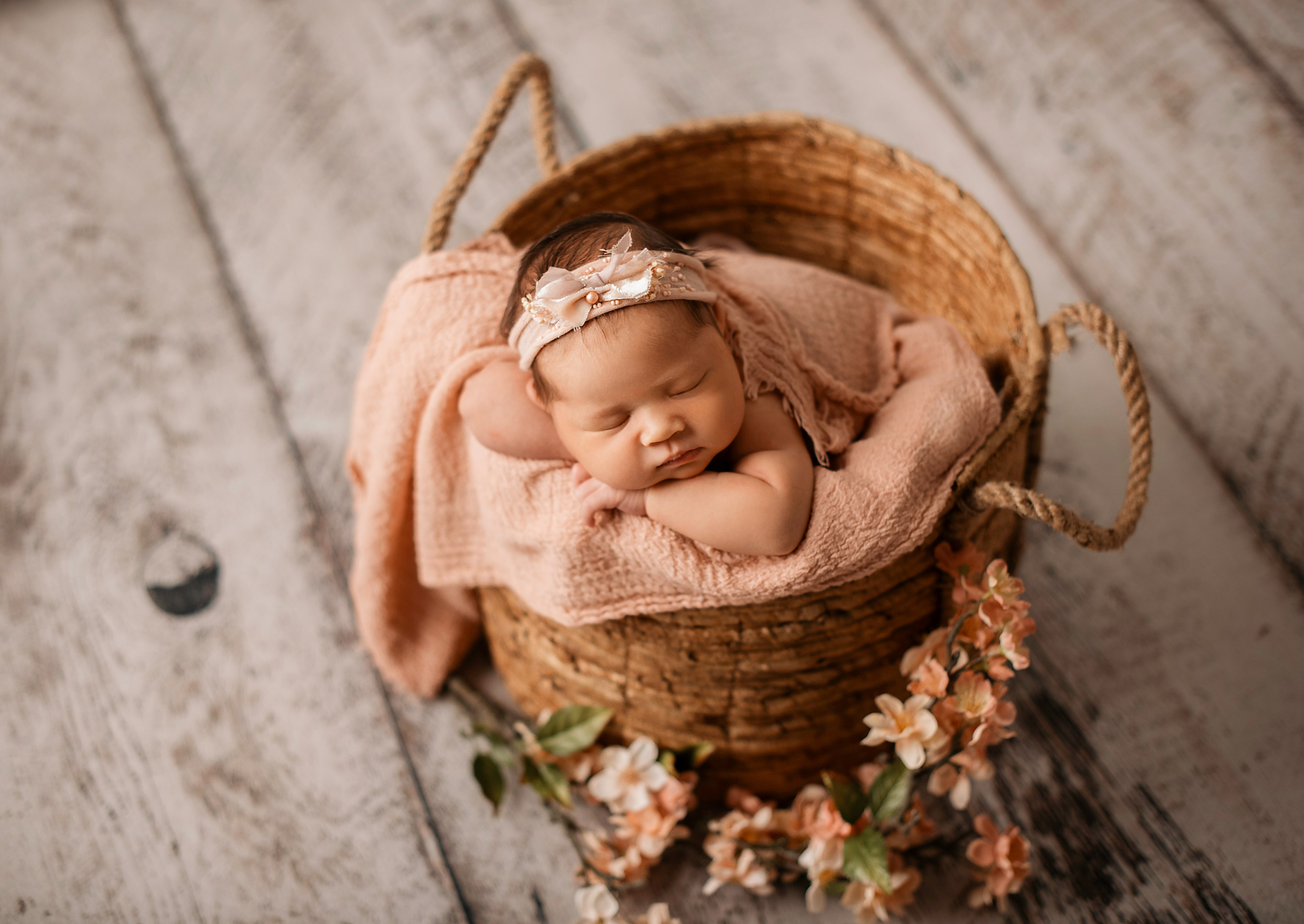 Little Artemis, 10 days. Newborn, pregnancy, family photographer in New Jersey